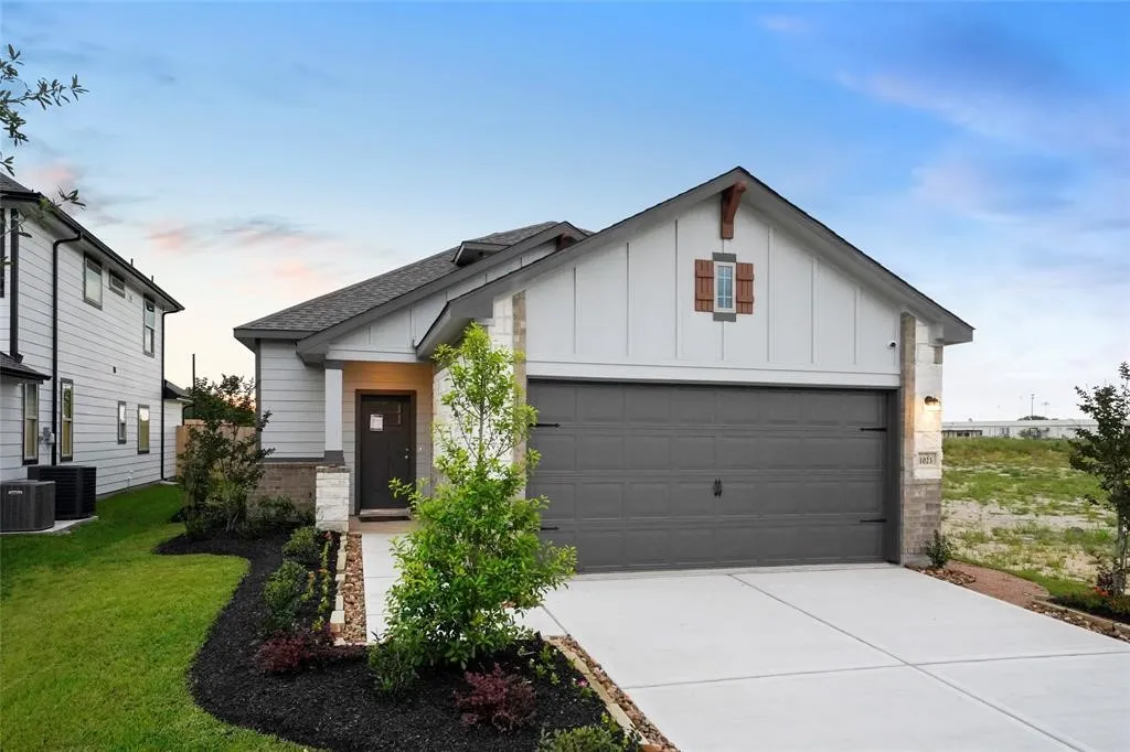 Residential Lease For Rent