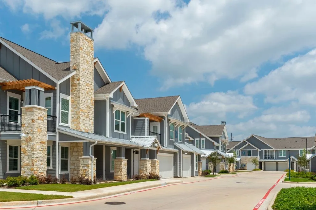 Residential Lease For Rent