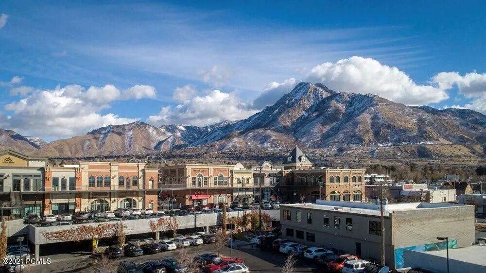 2250 E Murray Holladay Road Unit 302, Holladay, UT 84117