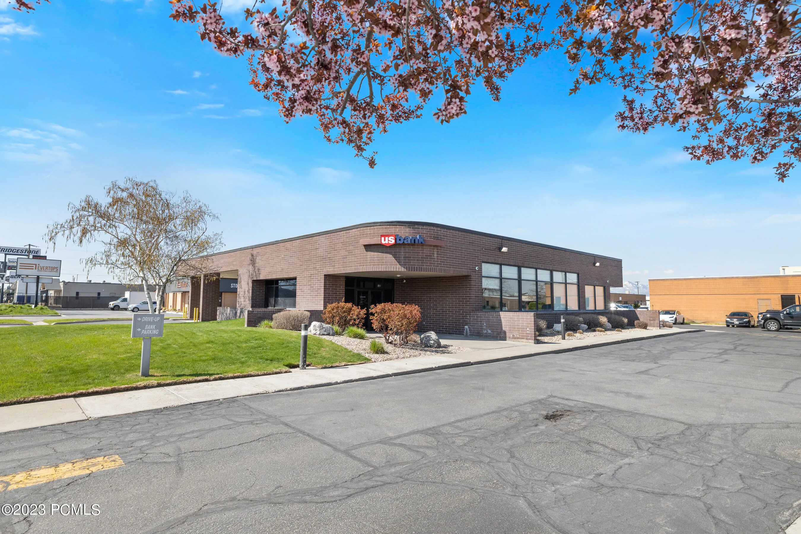 2714 S 300 West, Salt Lake City, UT 84115