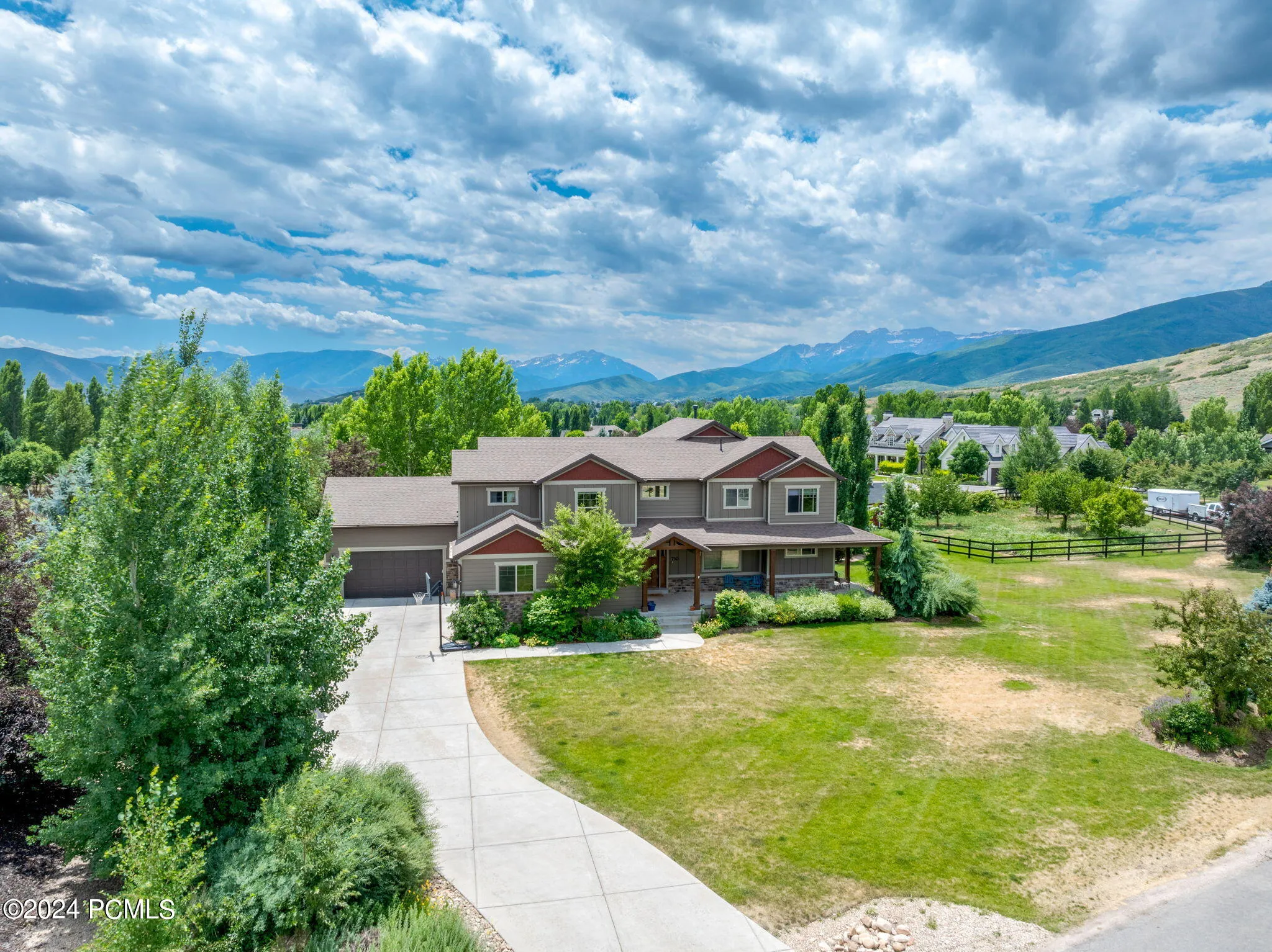 730 E Dutch Valley Drive , Midway, UT 84049
