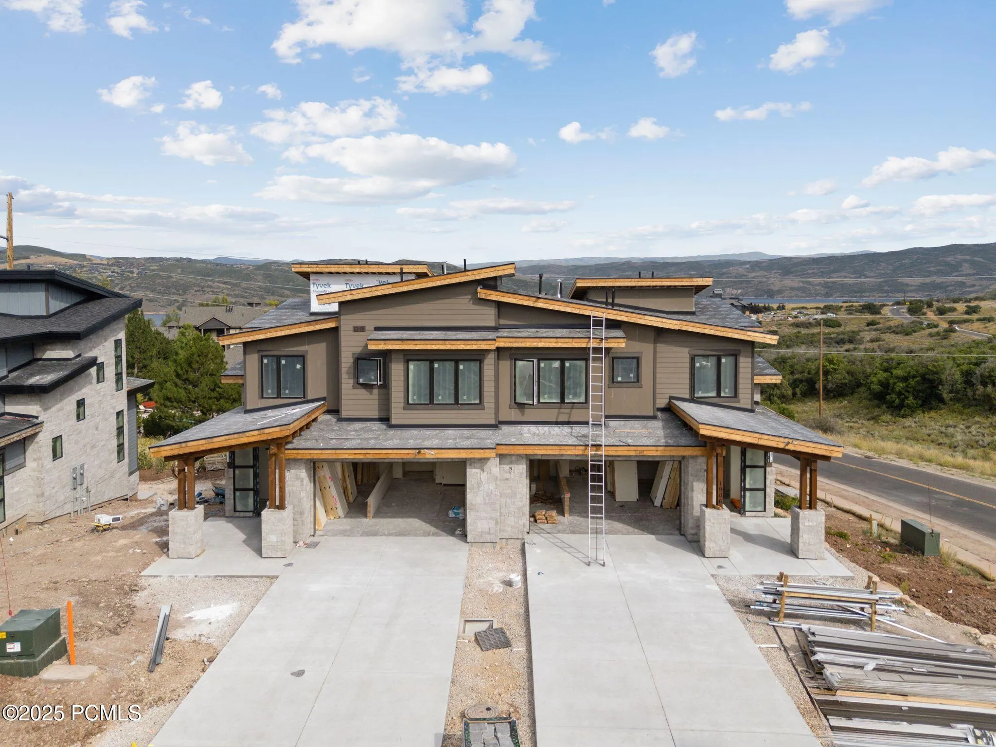 1906 W Mochila Circle, Mayflower Mountain, UT 84032