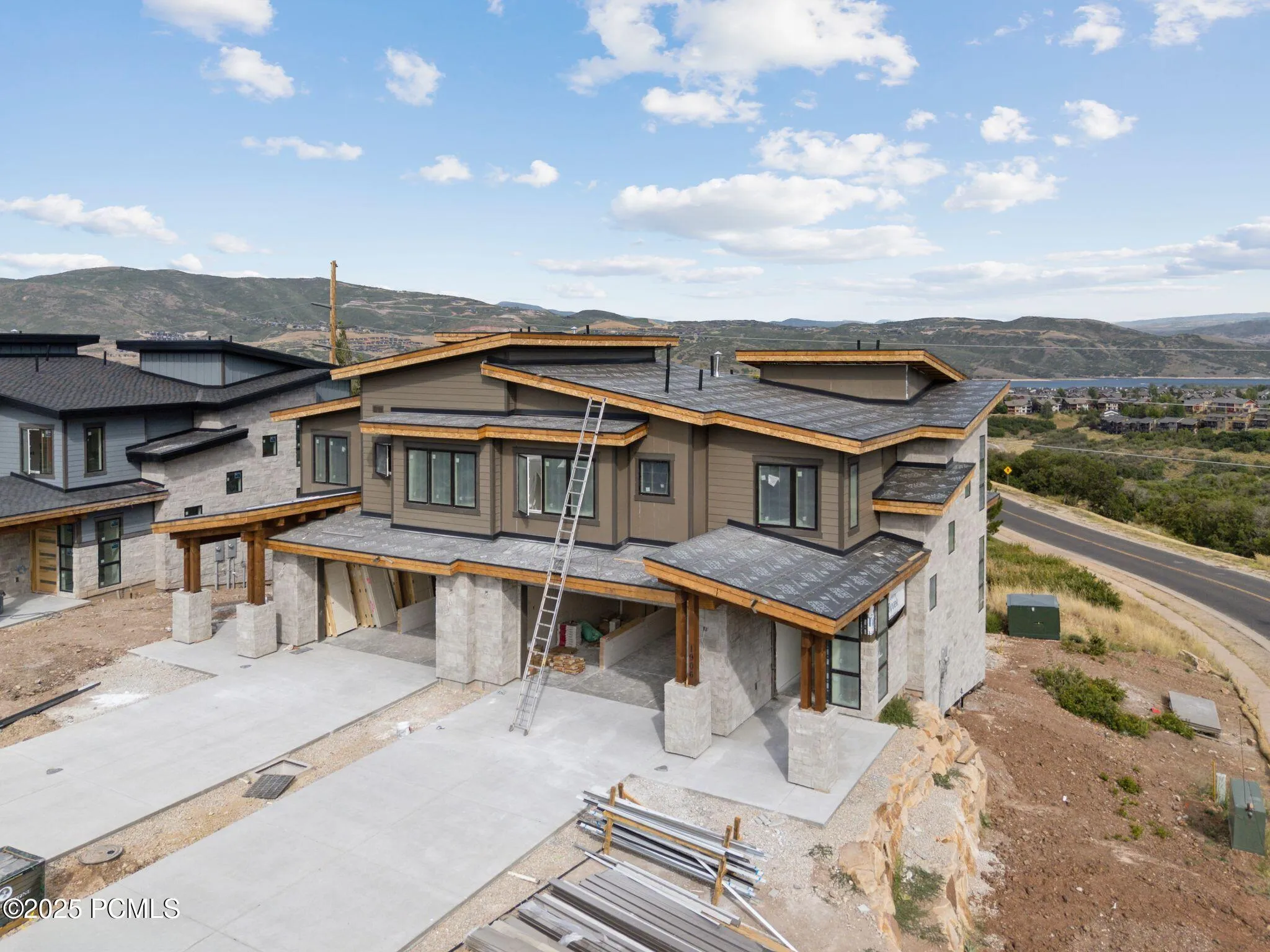 1906 W Mochila Circle, Mayflower Mountain, UT 84032