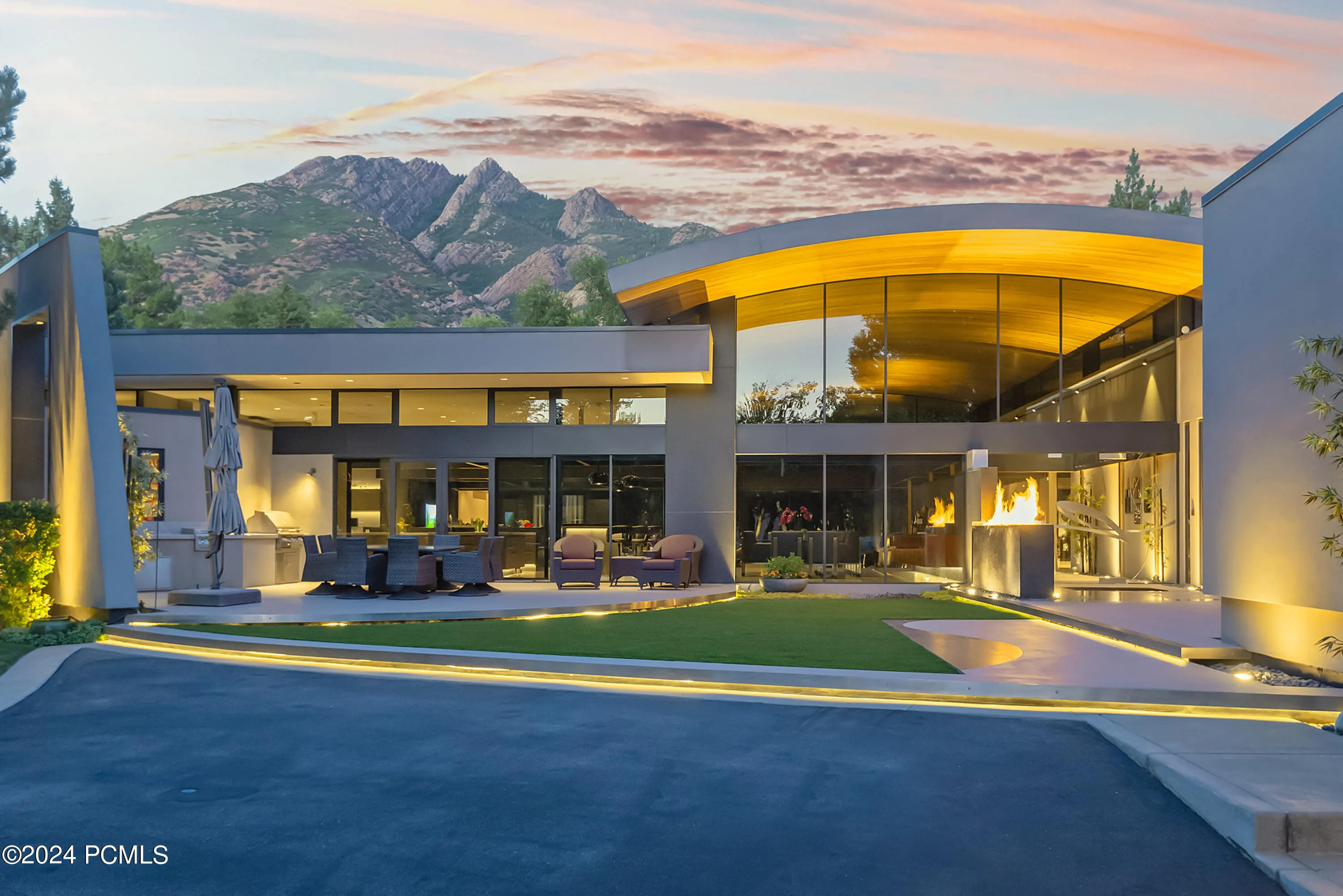 2550 E Brentwood Drive, Salt Lake City, UT 84121