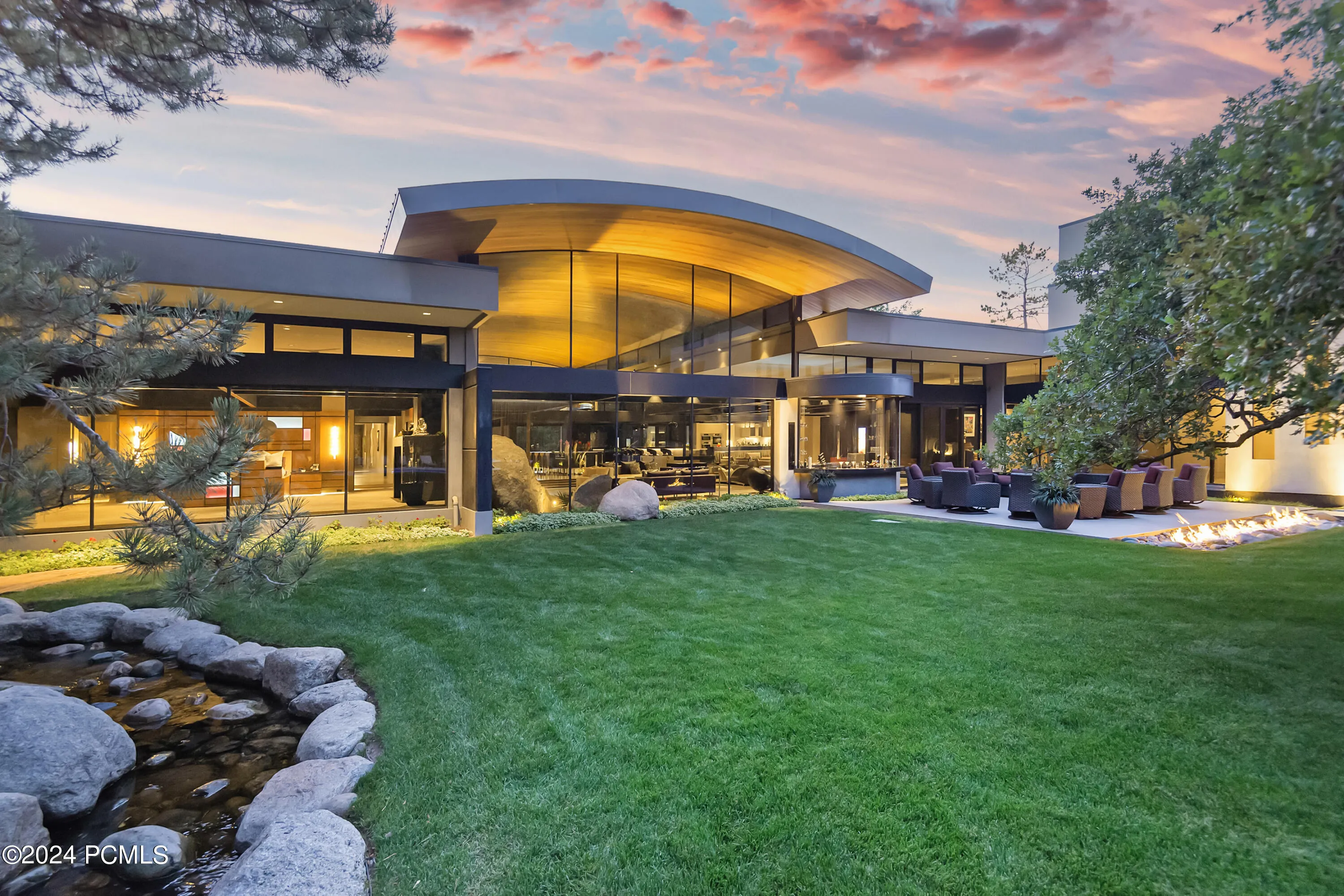 2550 E Brentwood Drive, Salt Lake City, UT 84121