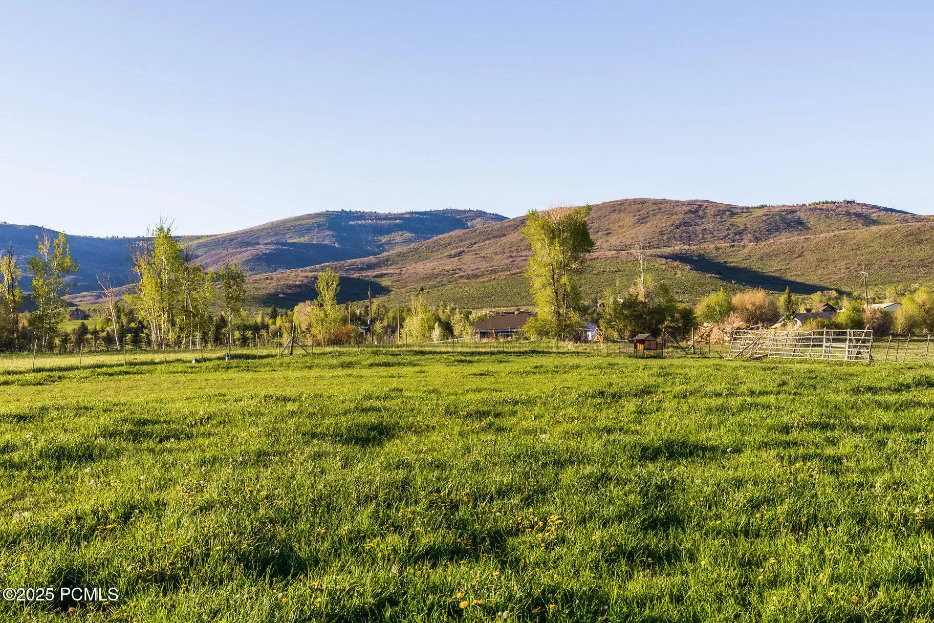 528 W Weber Canyon Road, Oakley, UT 84055