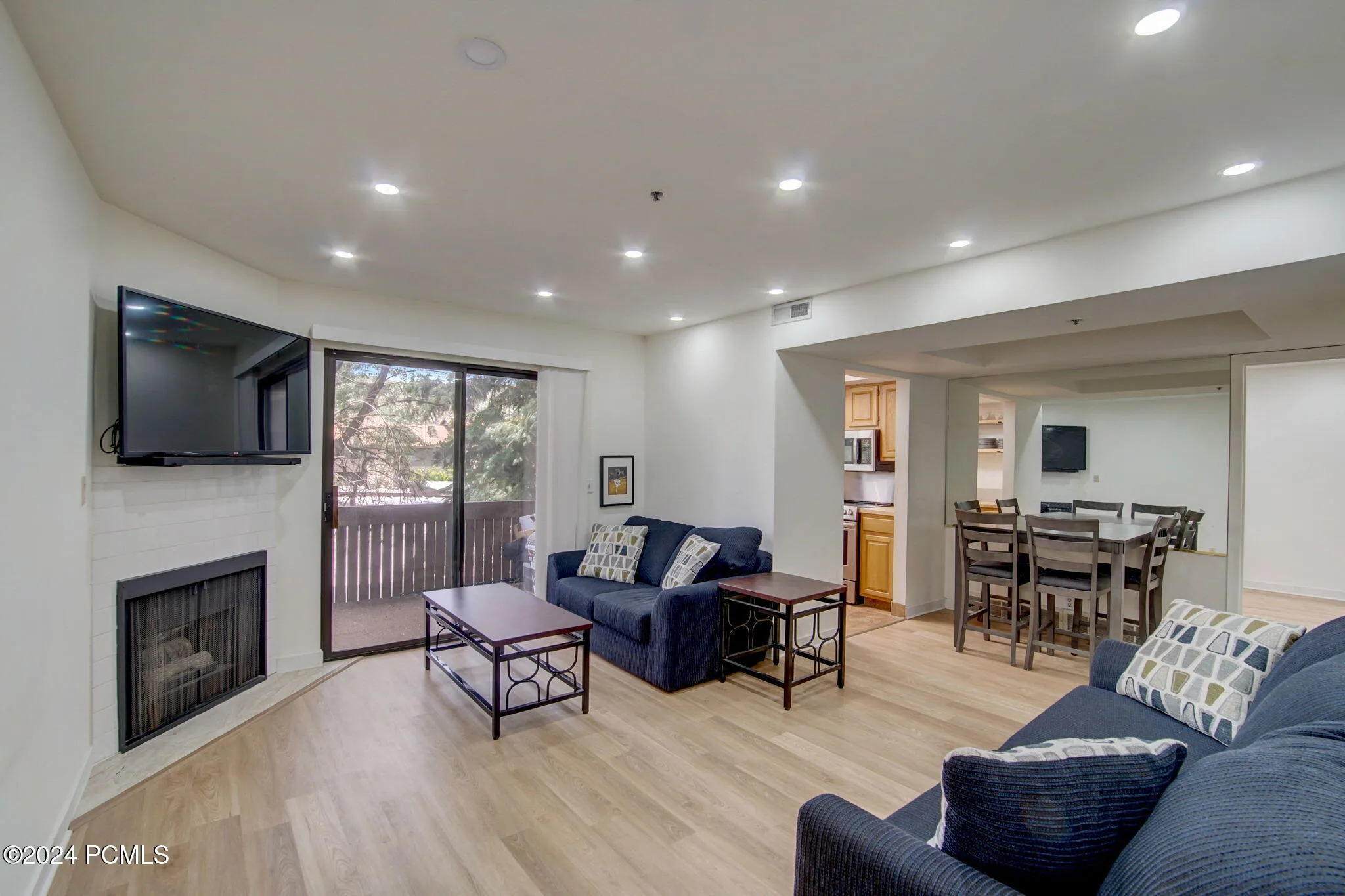 6861 W 2200 Unit Apt 9u, Park City, UT 84098