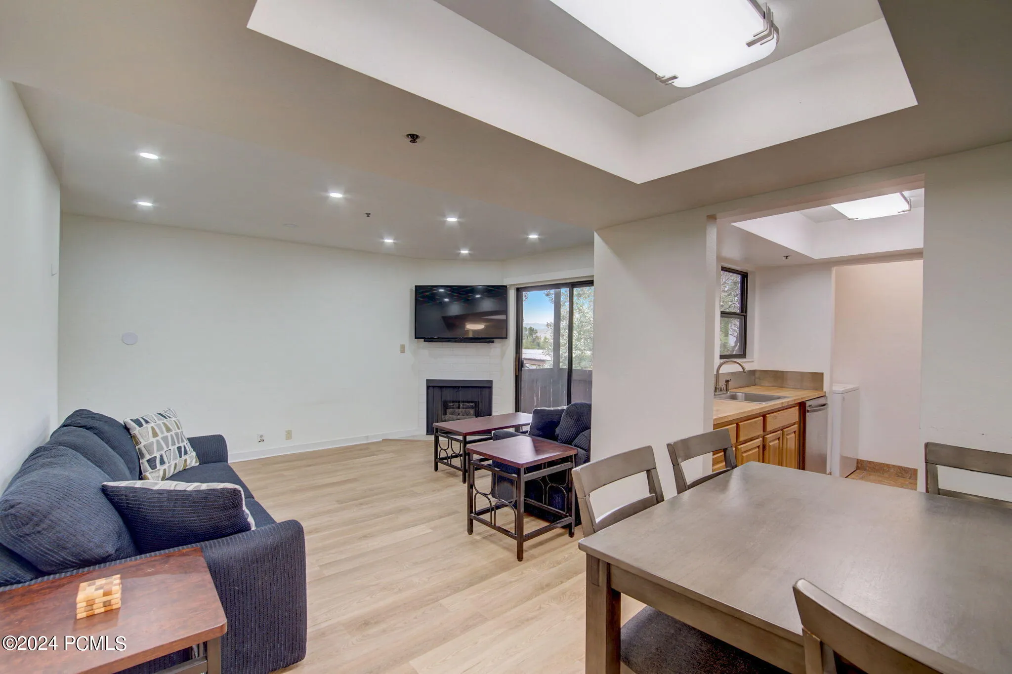 6861 W 2200 Unit Apt 9u, Park City, UT 84098