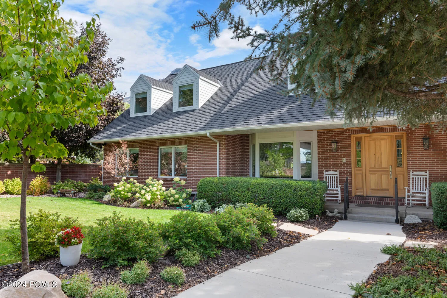 2508 E Murray Holladay Road, Holladay, UT 84117