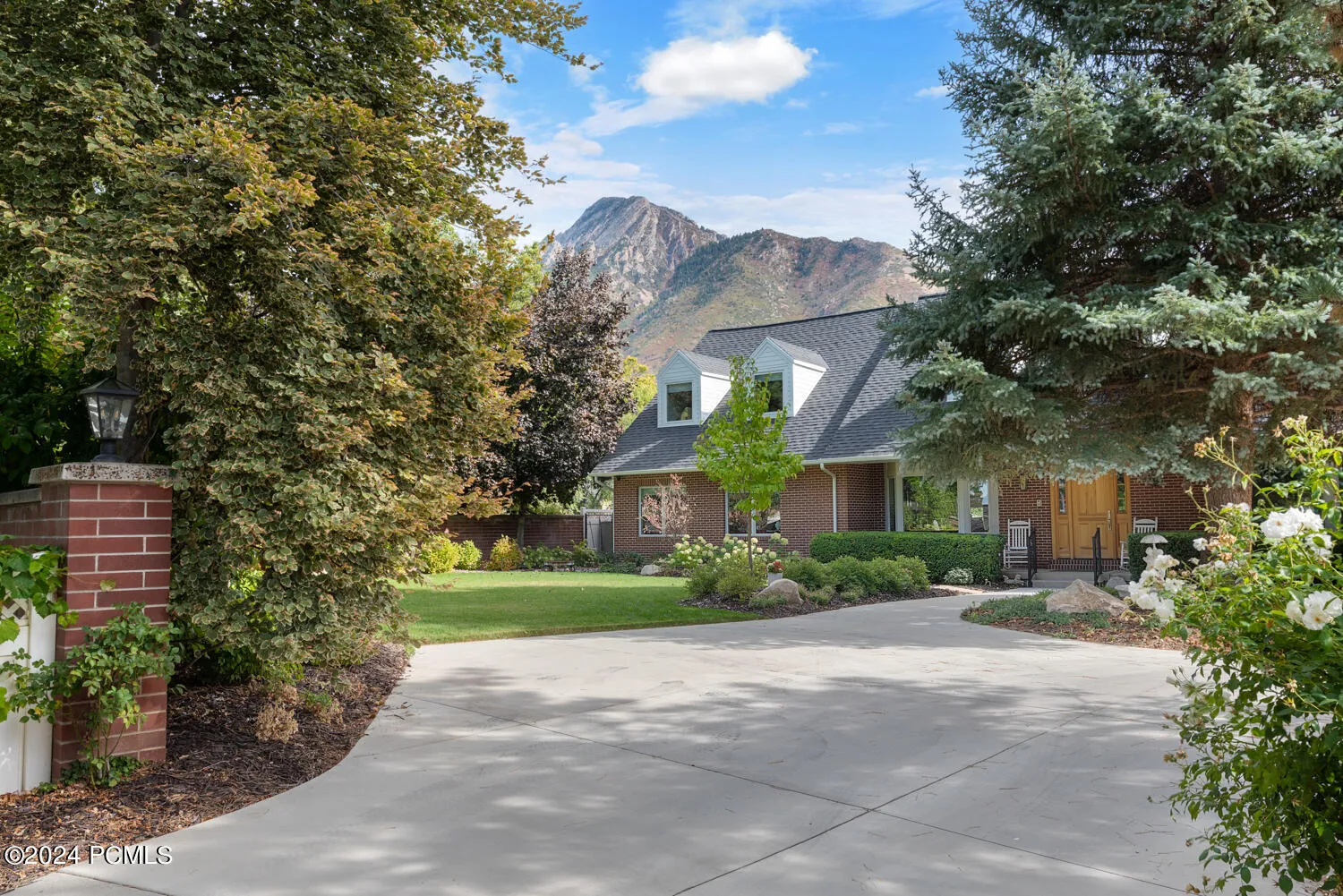 2508 E Murray Holladay Road, Holladay, UT 84117