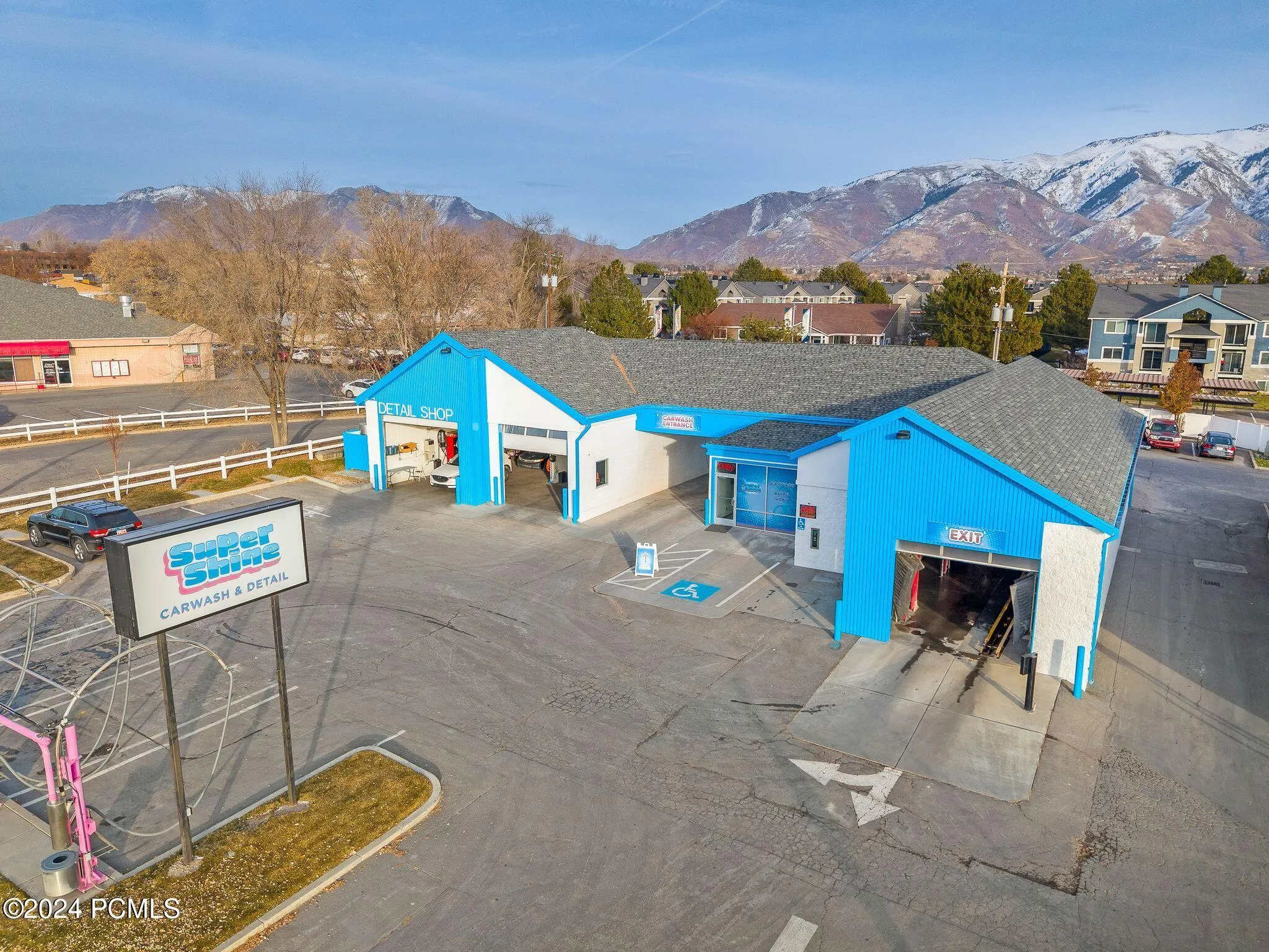 2068 N Hill Field Road , Layton, UT 84041
