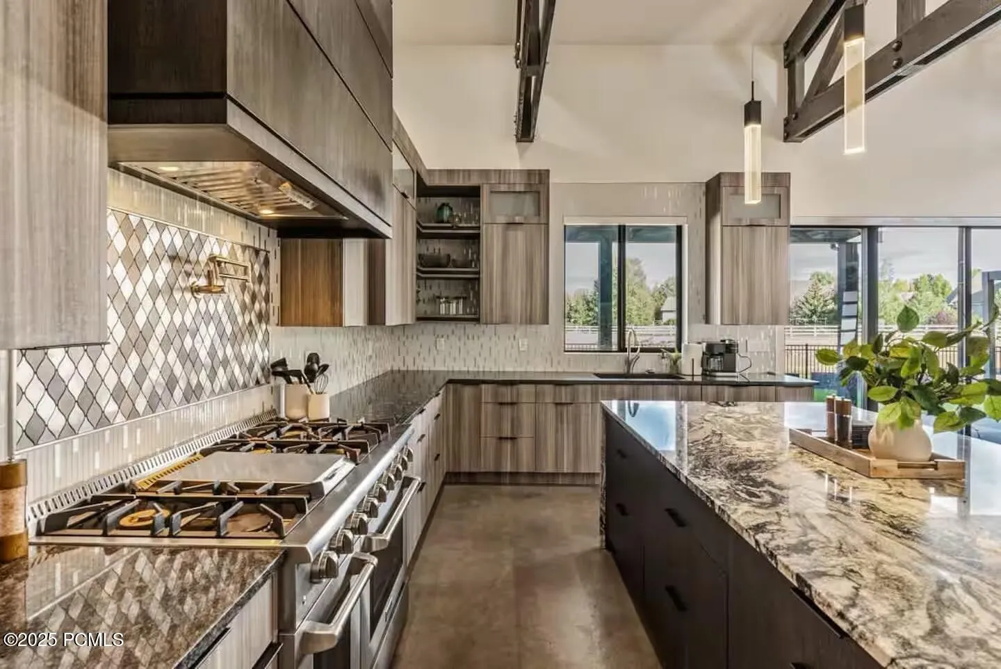 840 W Hilltop Ct Court, Francis, UT 84036
