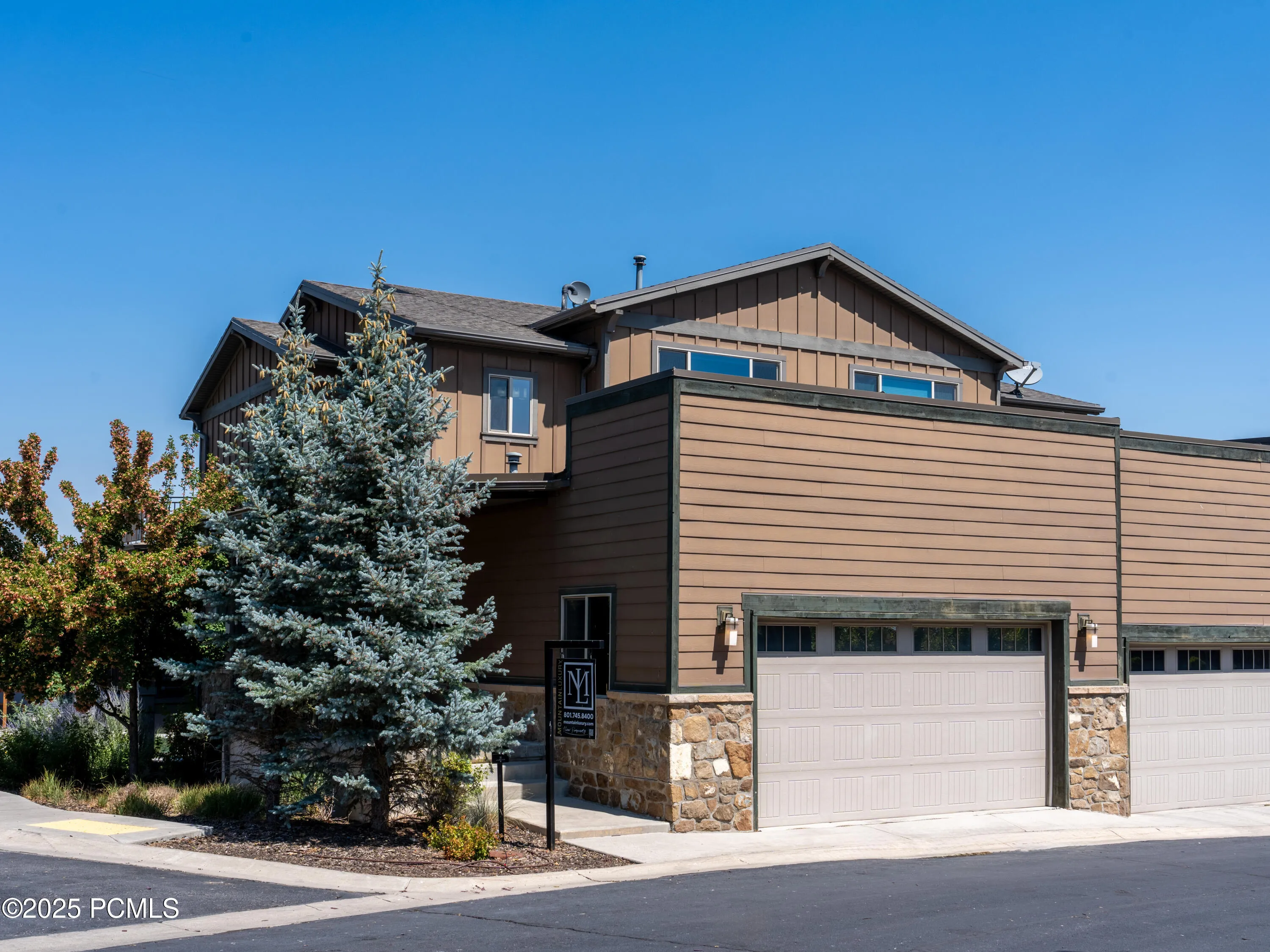 819 S Edgewater Court, Huntsville, UT 84317