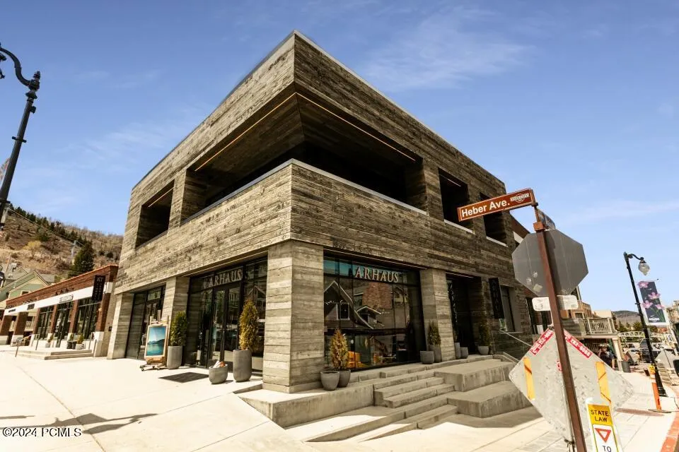Commercial Lease