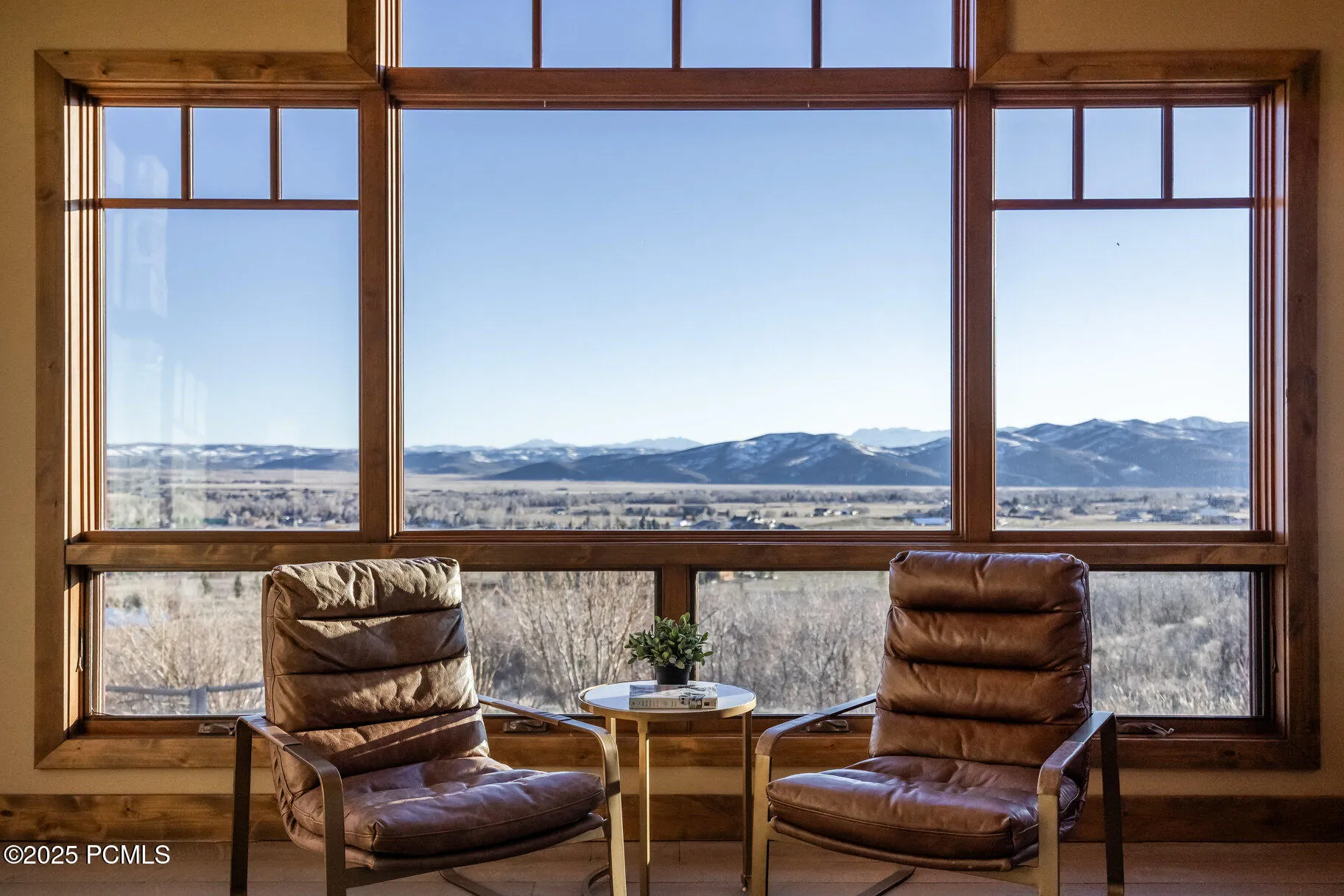 5956 N Triple Crown Trail, Oakley, UT 84055