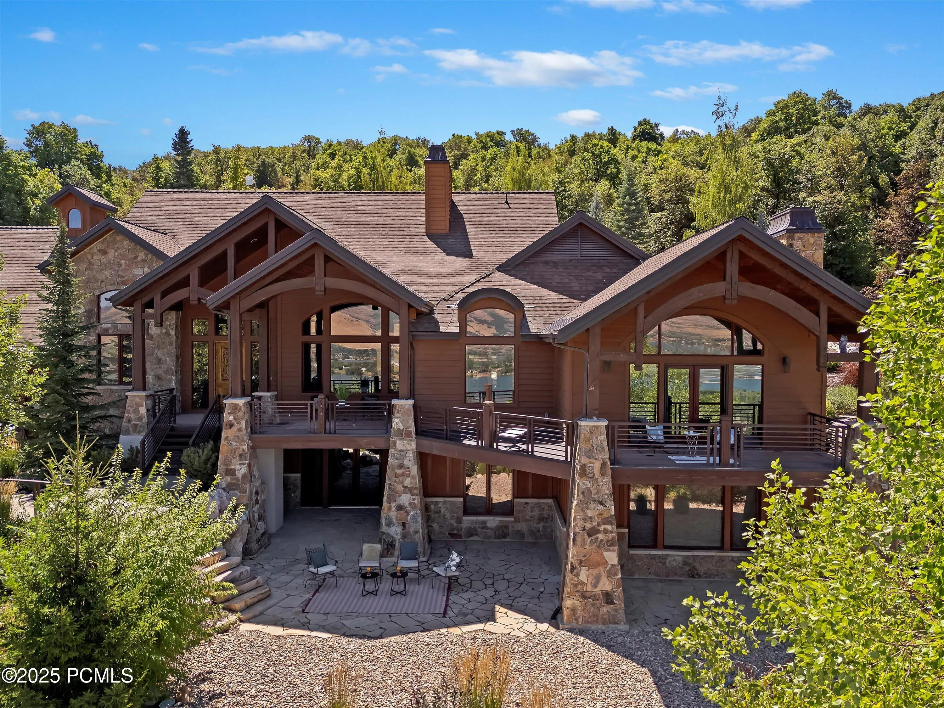 6739 E Via Cortina Street, Huntsville, UT 84317