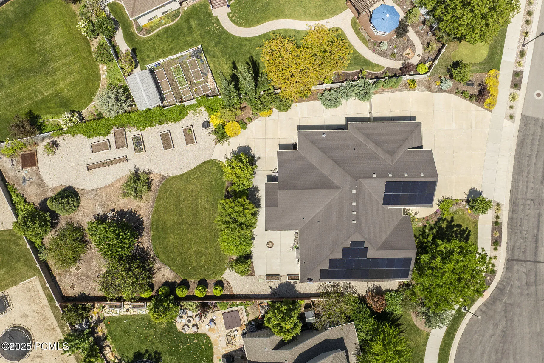9532 S Willow Trail Way, South Jordan, UT 84095