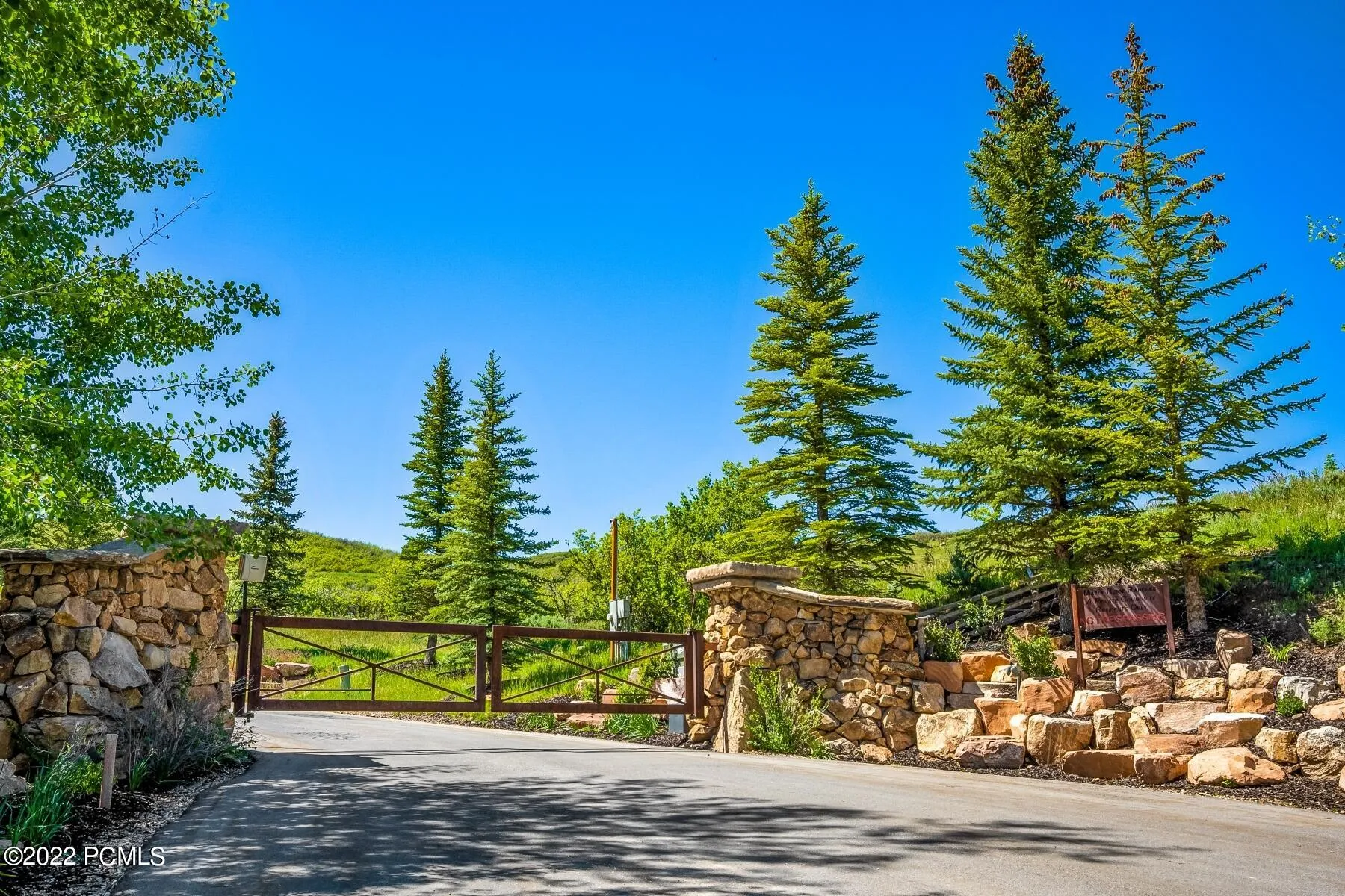 5954 N Maple Ridge Trail, Oakley, UT 84055