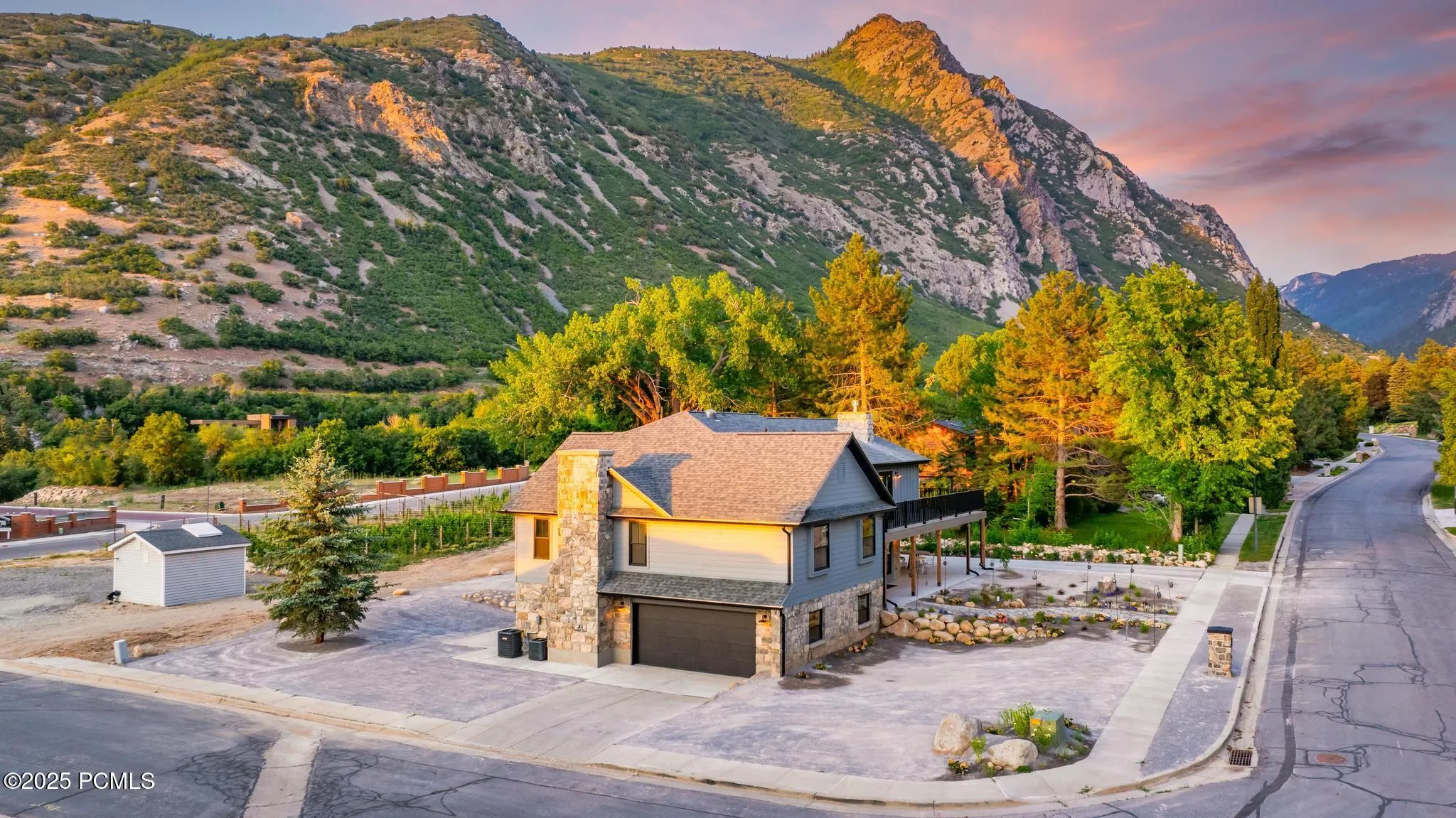 3787 E Little Cottonwood Lane, Sandy, UT 84092