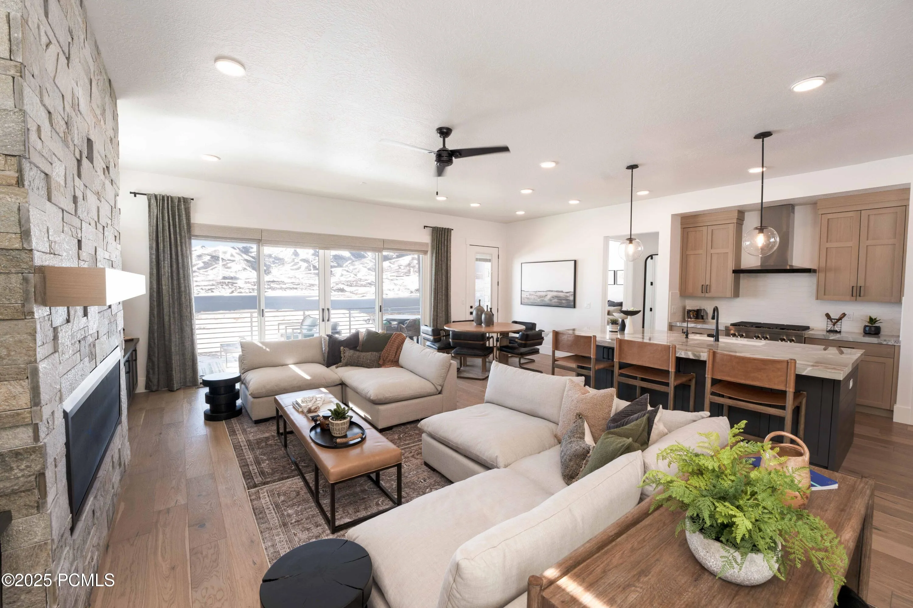 11512 N Deepwater Drive Unit S, Hideout, UT 84036