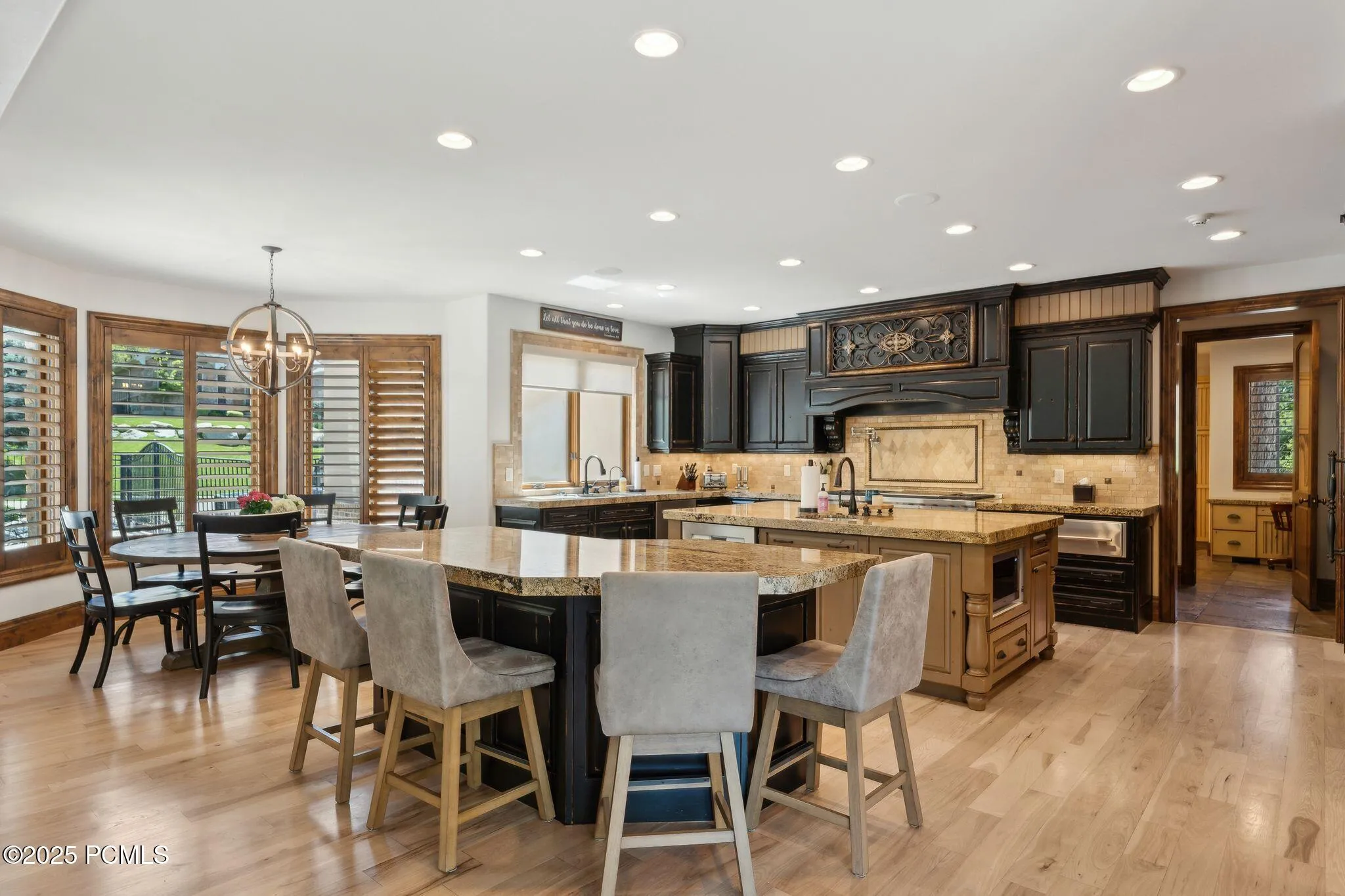 1 Cross Hill Lane, Sandy, UT 84092