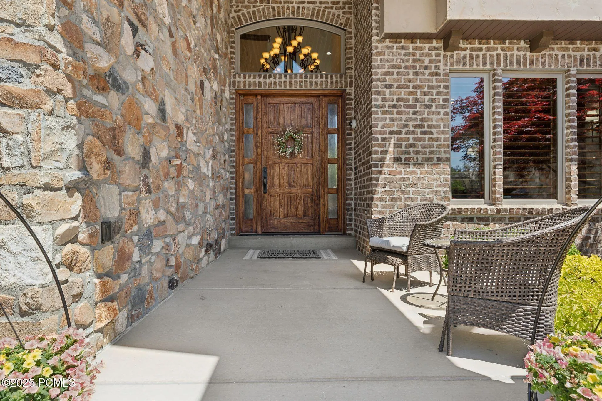 1 Cross Hill Lane, Sandy, UT 84092