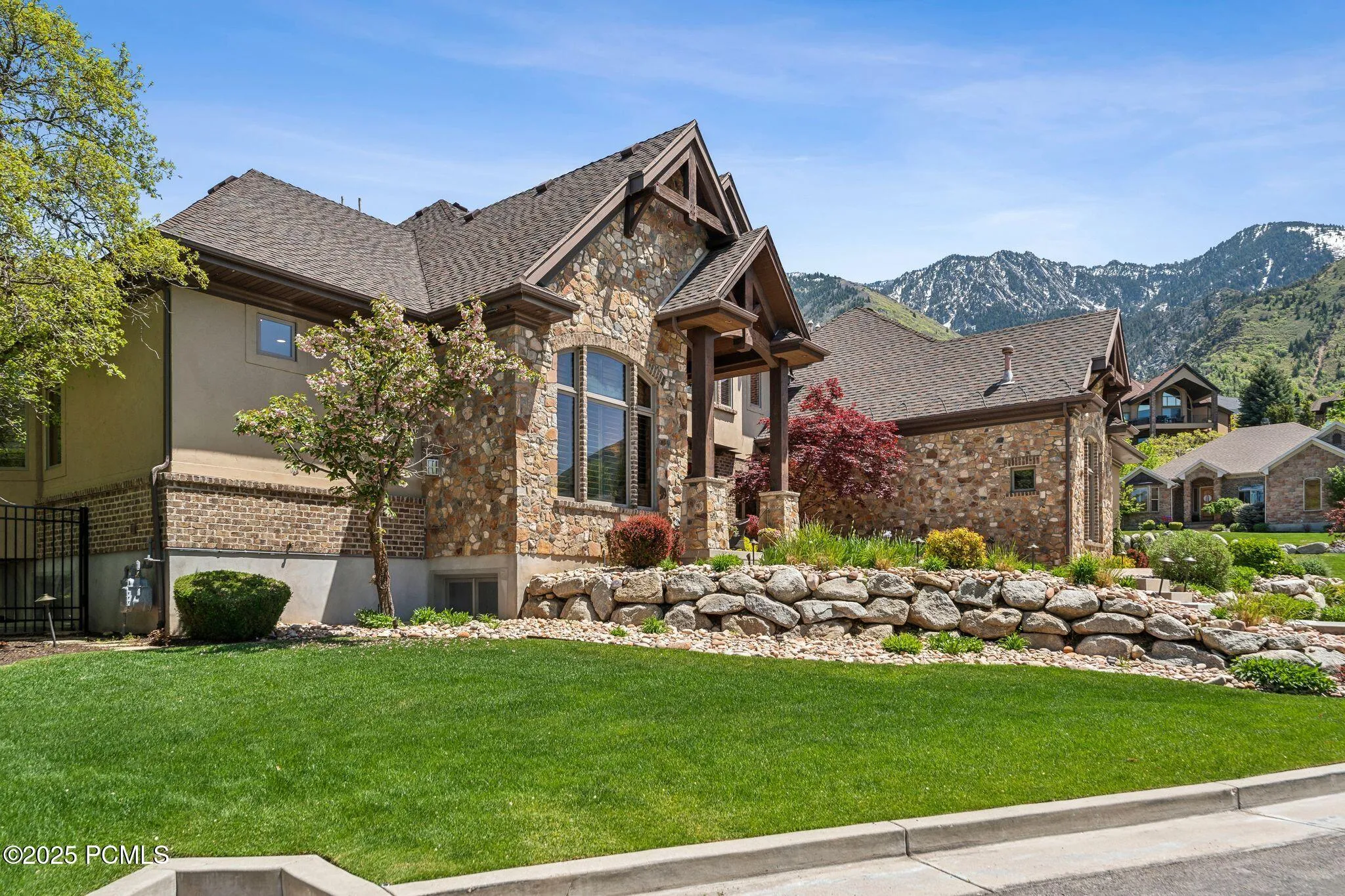 1 Cross Hill Lane, Sandy, UT 84092