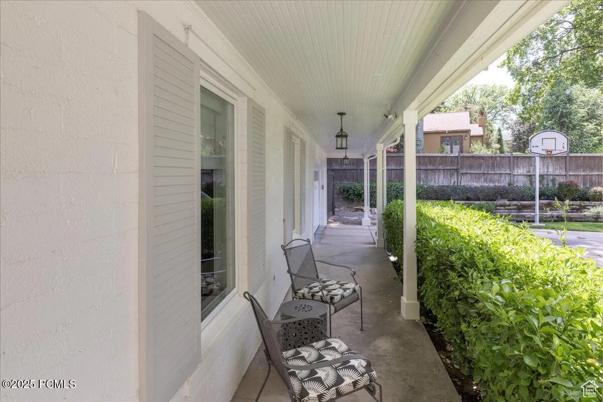 3563 S Canyon Way, Salt Lake City, UT 84106