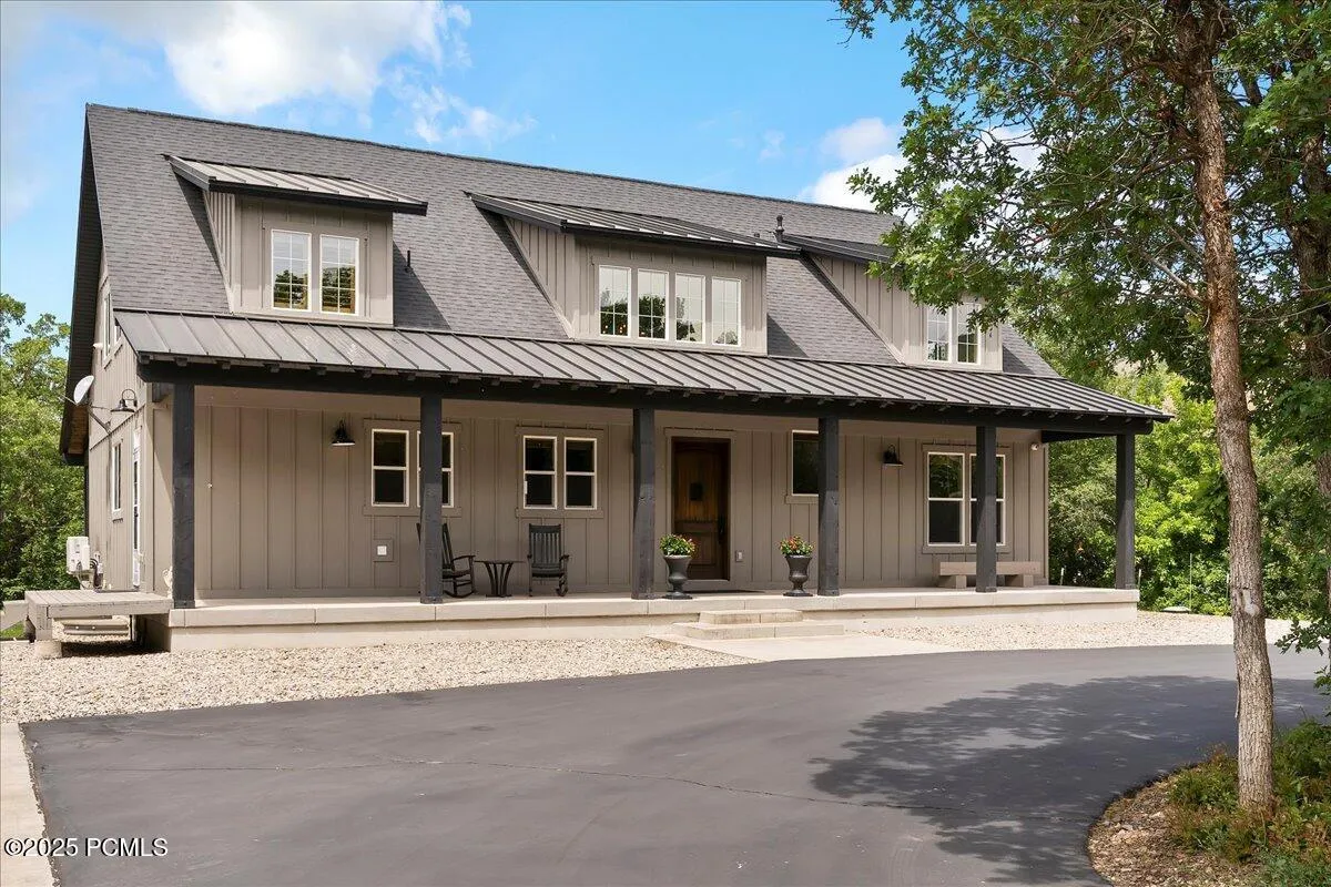 145 S 10450 Street, Huntsville, UT 84317