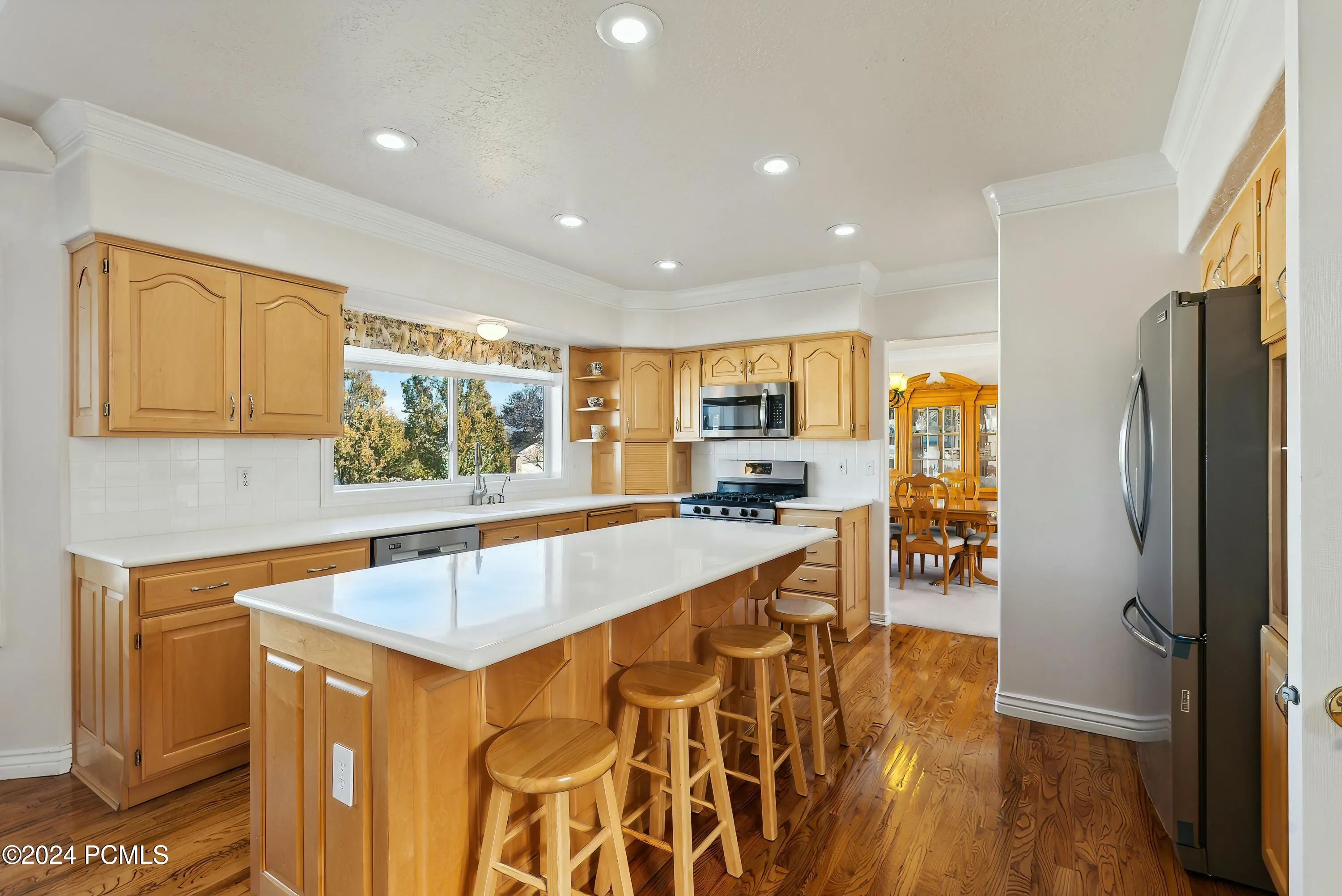 11694 Stone Crest Circle, Riverton, UT 84065