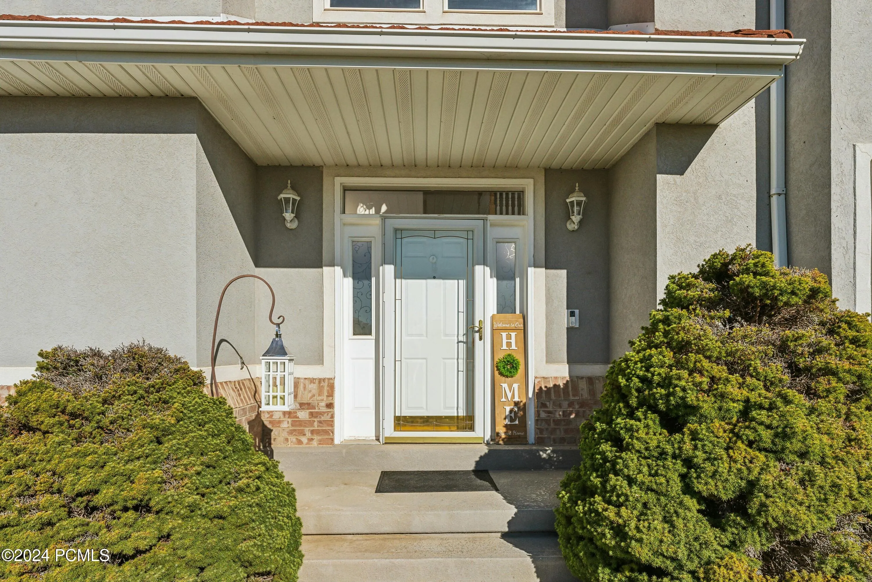 11694 Stone Crest Circle, Riverton, UT 84065
