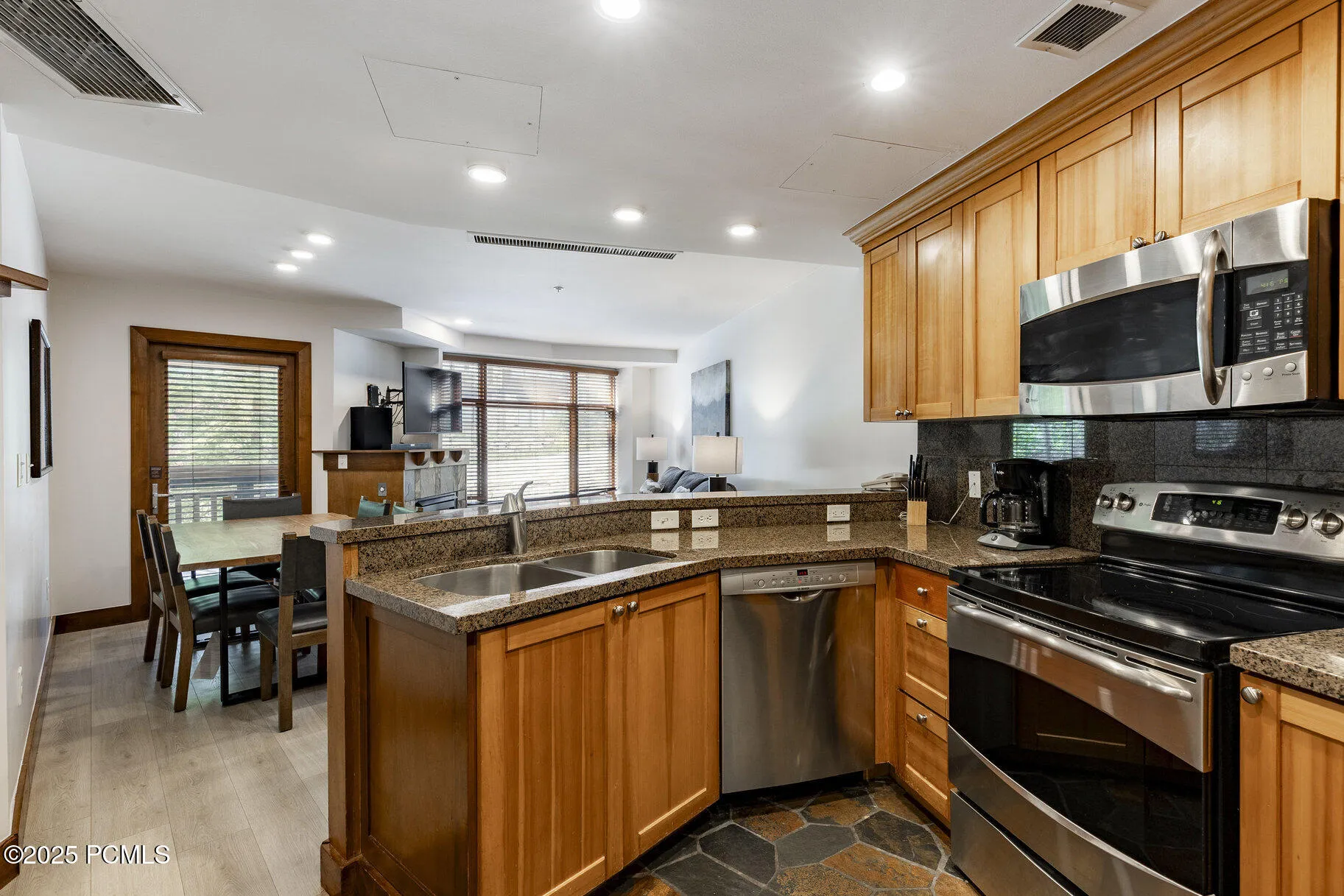 3720 N Sundial Court Unit B322, Park City, UT 84098