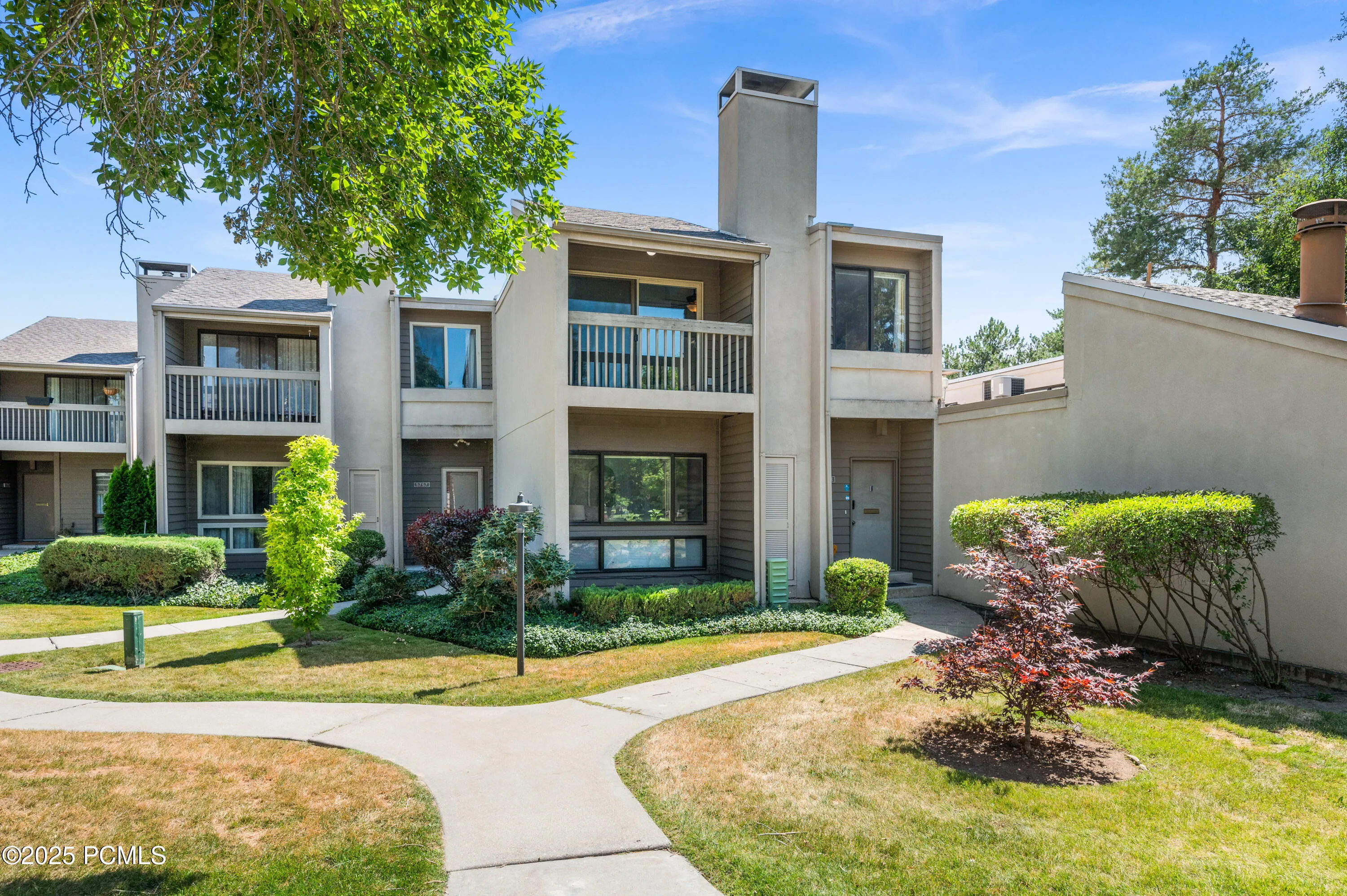 5753 W Park Place, Holladay, UT 84121