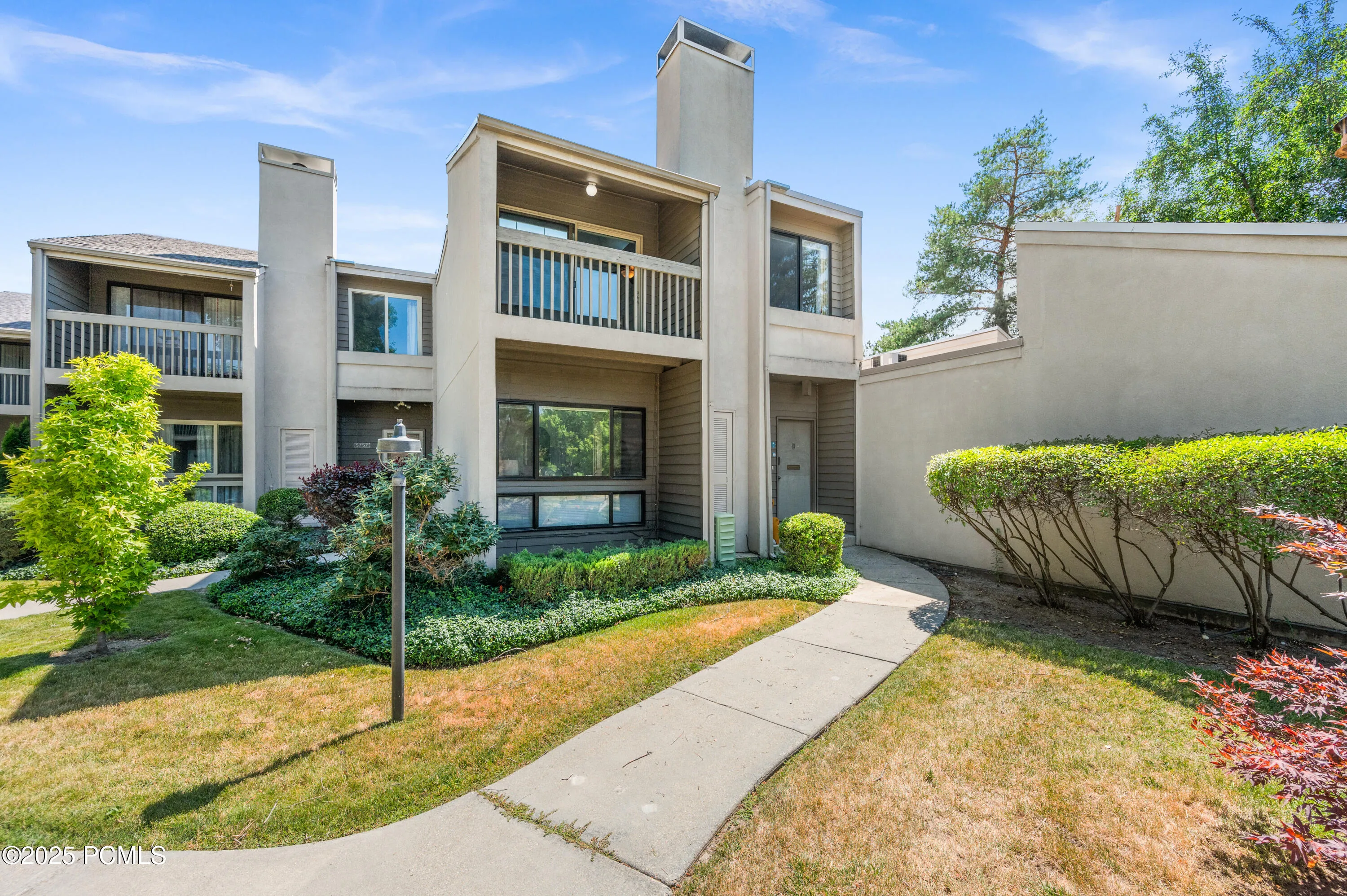 5753 W Park Place, Holladay, UT 84121