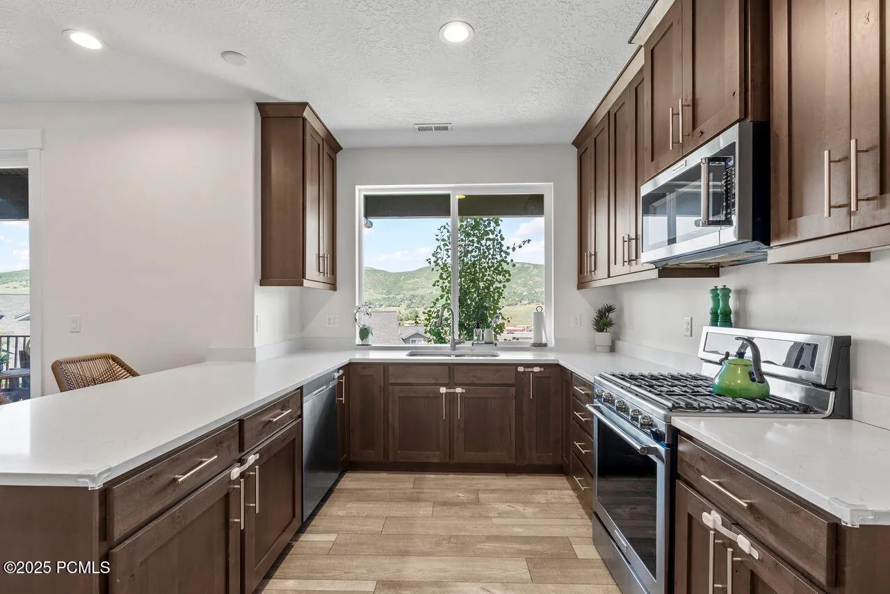 3342 Santa Fe Road, Park City, UT 84098