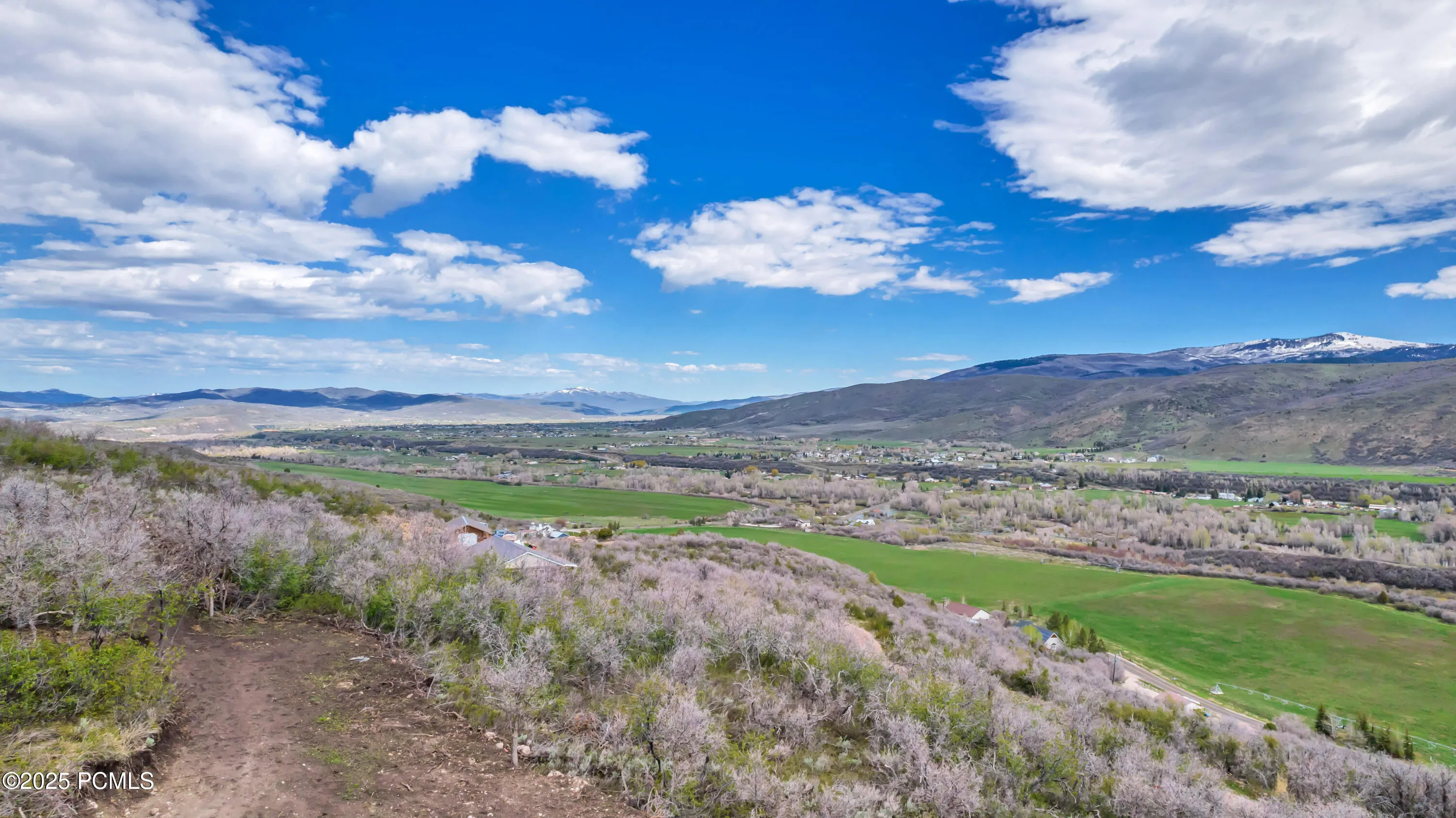 4904 S Patrias Bench Lane, Woodland, UT 84036