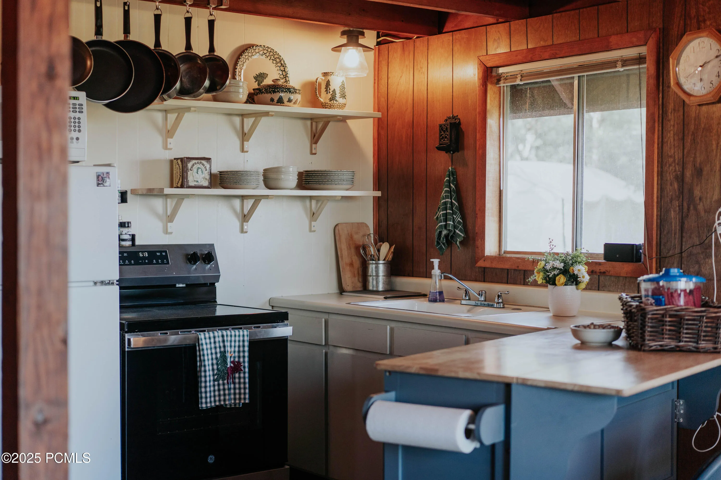 2727 S Valley View Road, Coalville, UT 84017