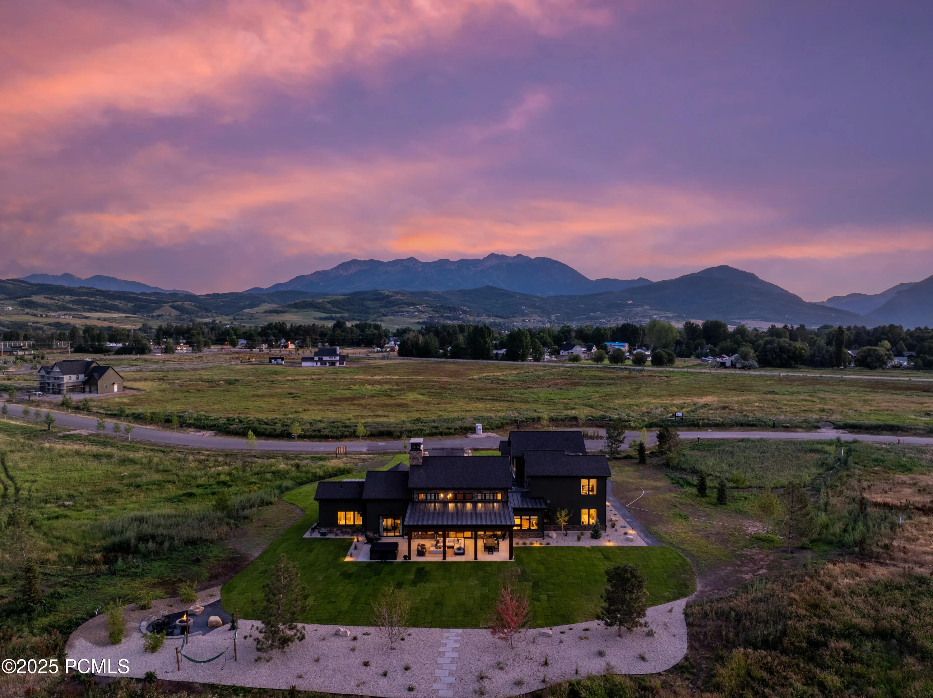 322 E 7900, Huntsville, UT 84317
