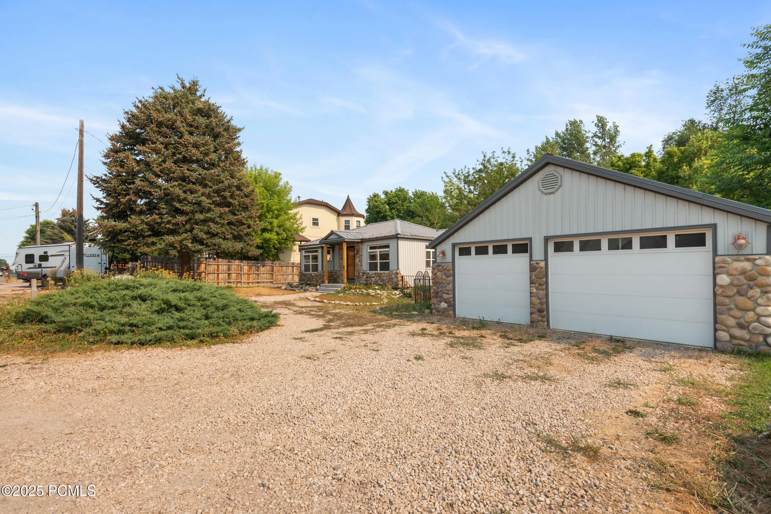 383 N 100 , Midway, UT 84049