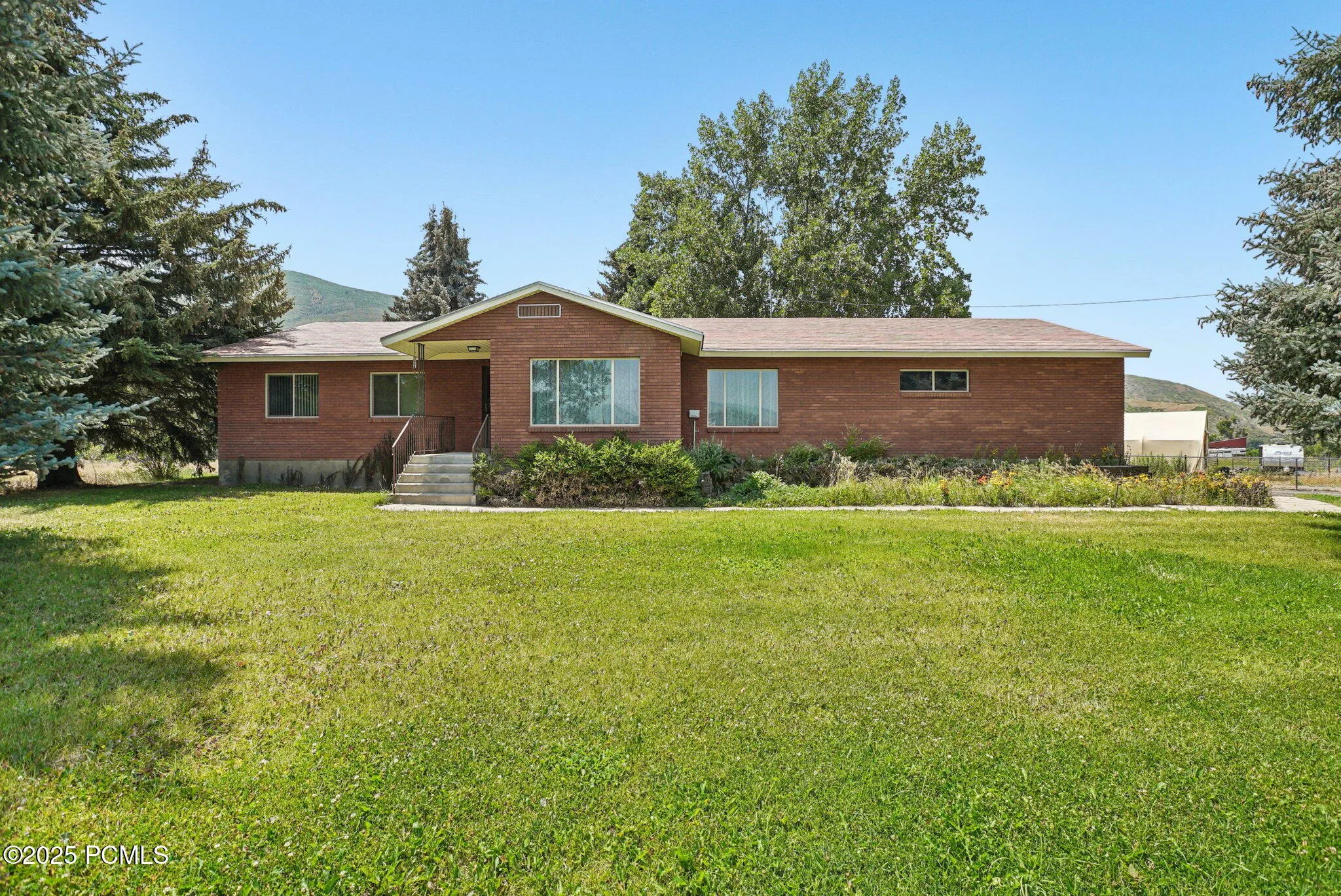 1234 Little Sweden , Daniel, UT 84032