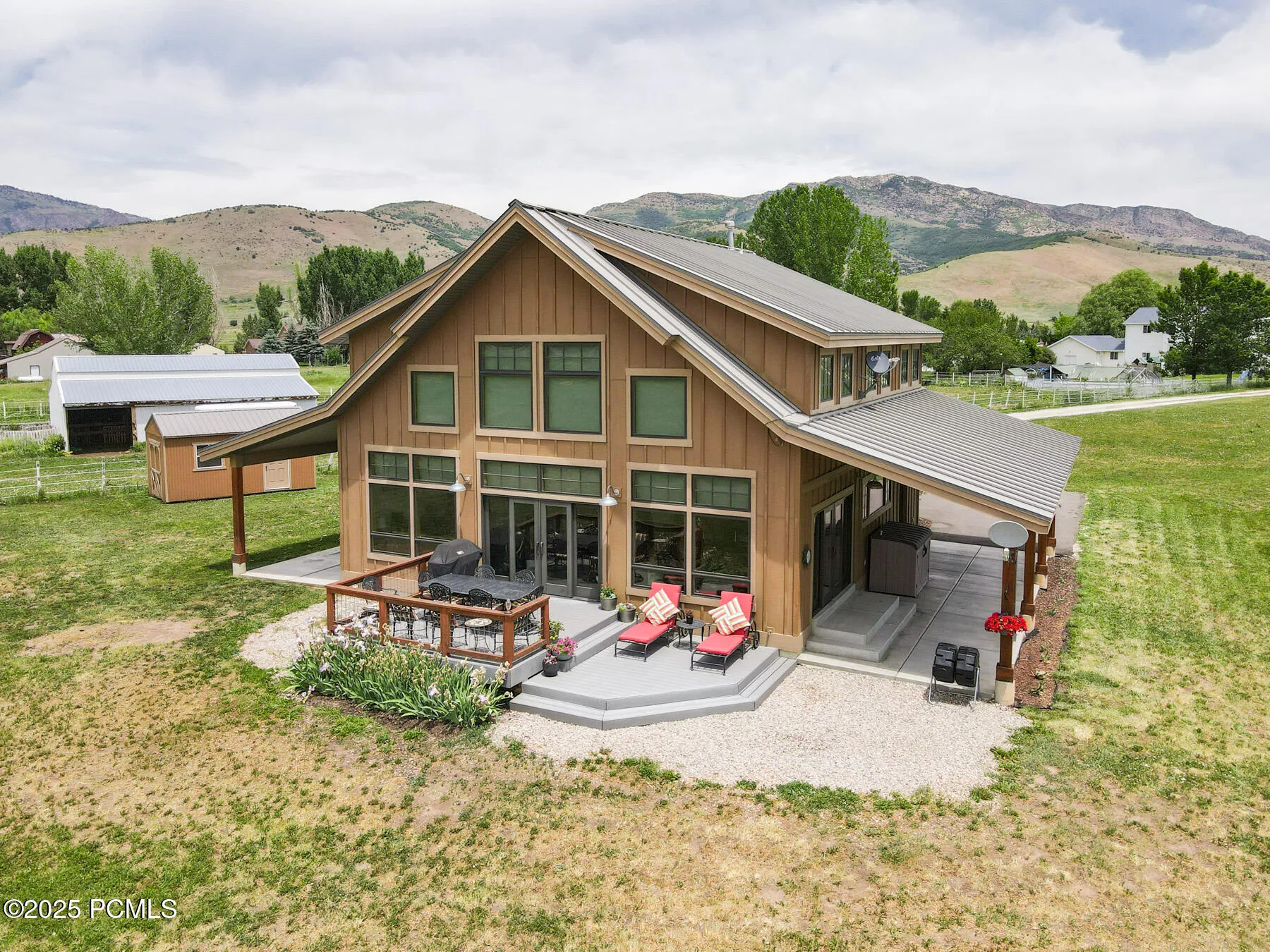 241 E 8600, Huntsville, UT 84317