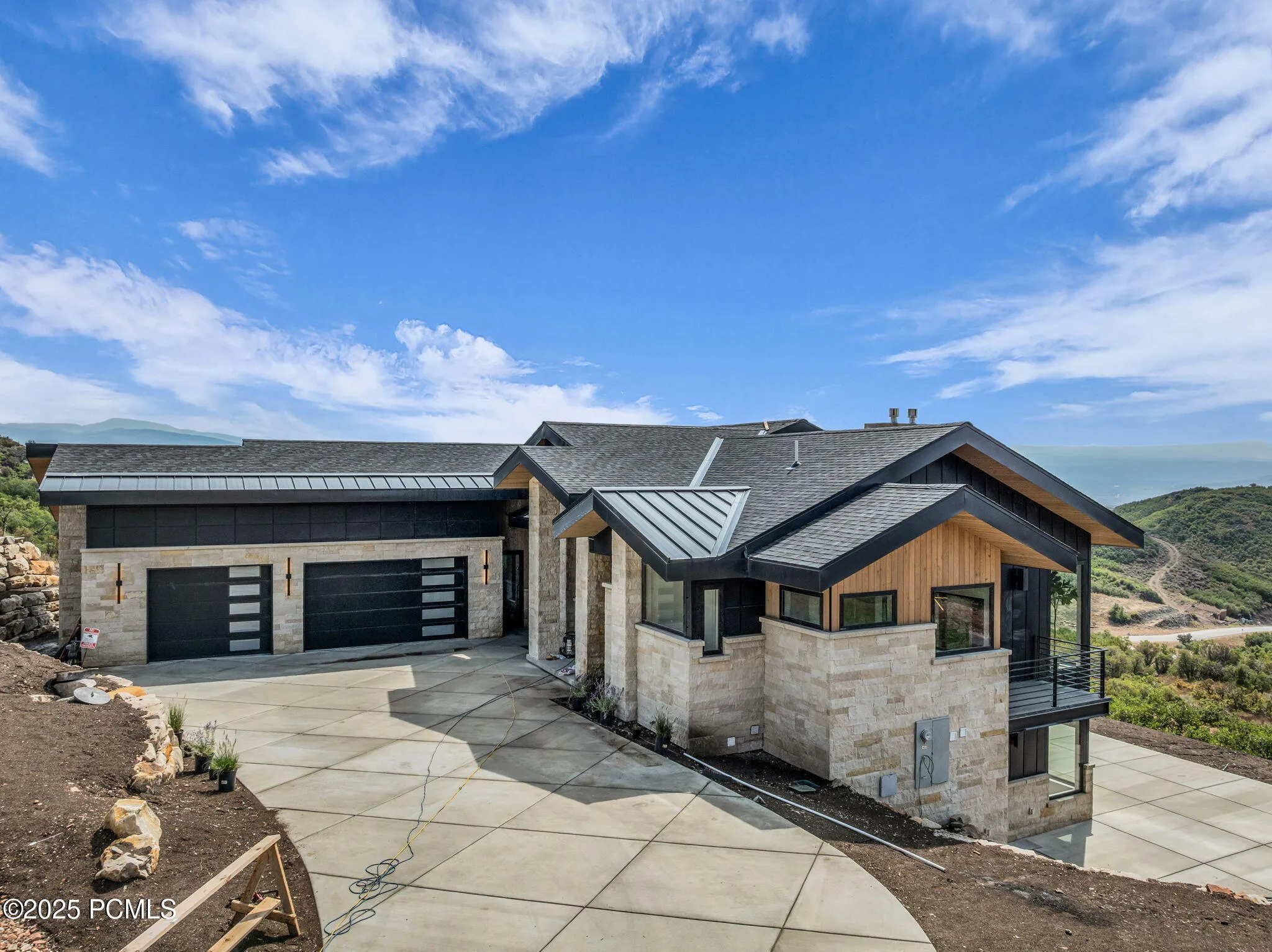 2127 E Peak View Drive, Hideout, UT 84036