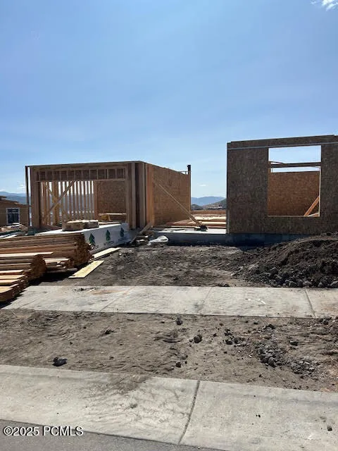 11409 N Regal Ridge Court, Mayflower Mountain, UT 84032
