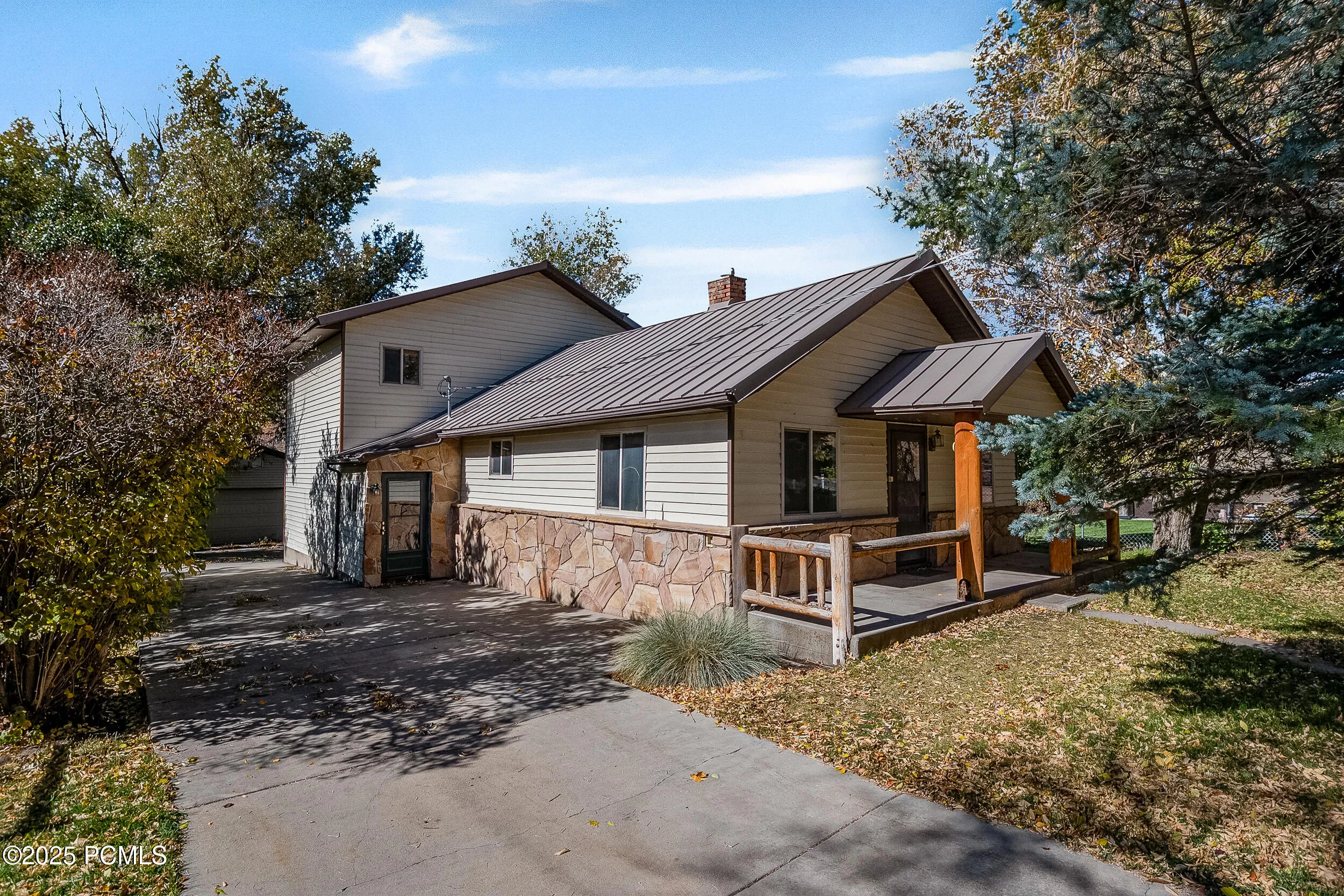 5661 N State Road 32, Peoa, UT 84061