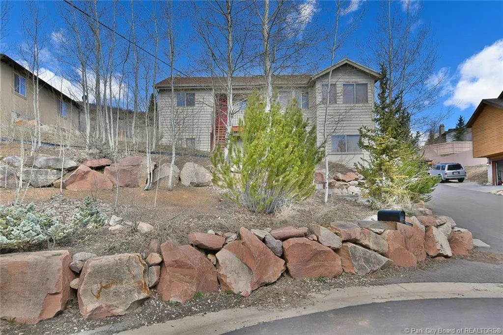 Residential Lease For Rent