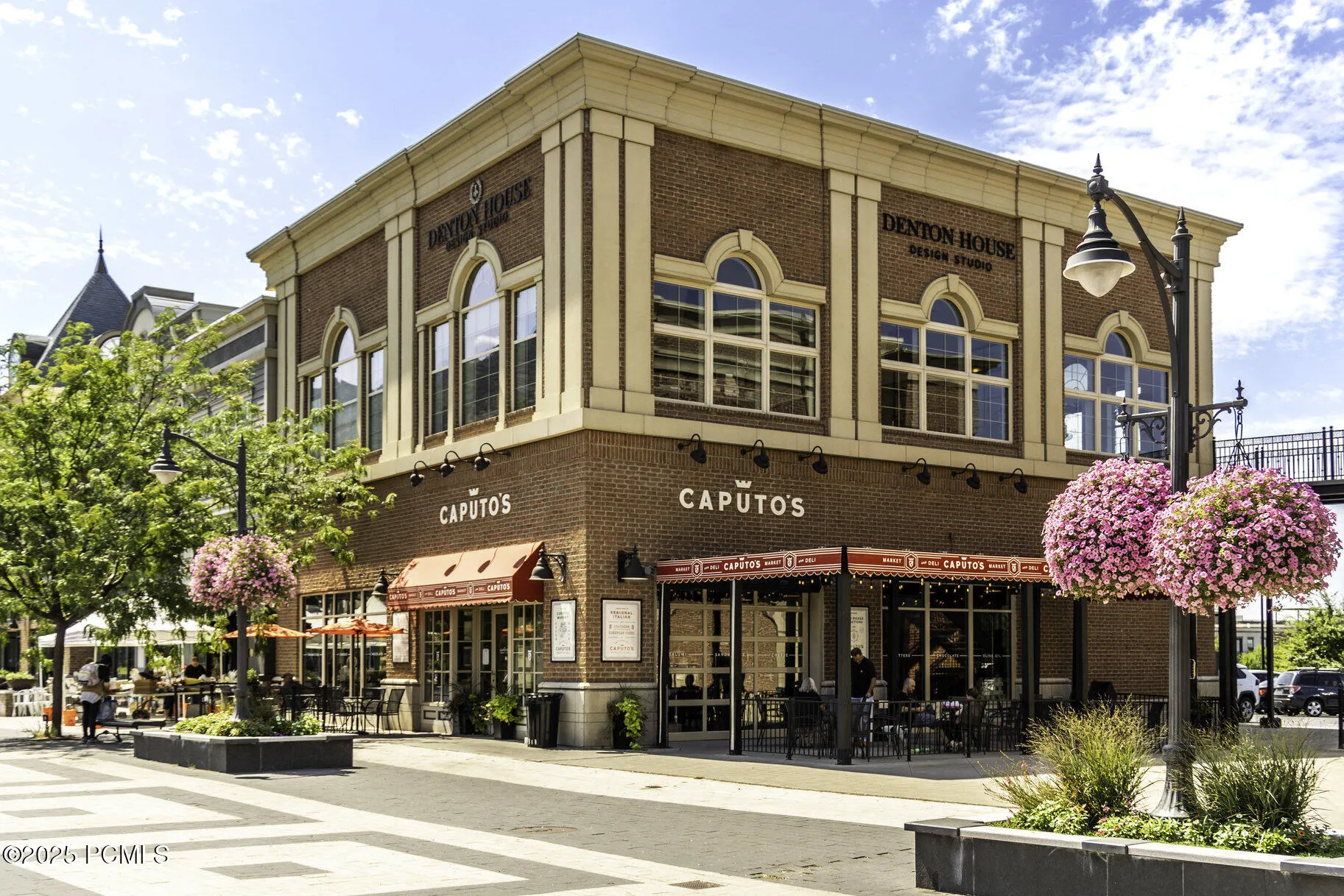 2250 E Murray Holladay Road Unit 305, Holladay, UT 84117