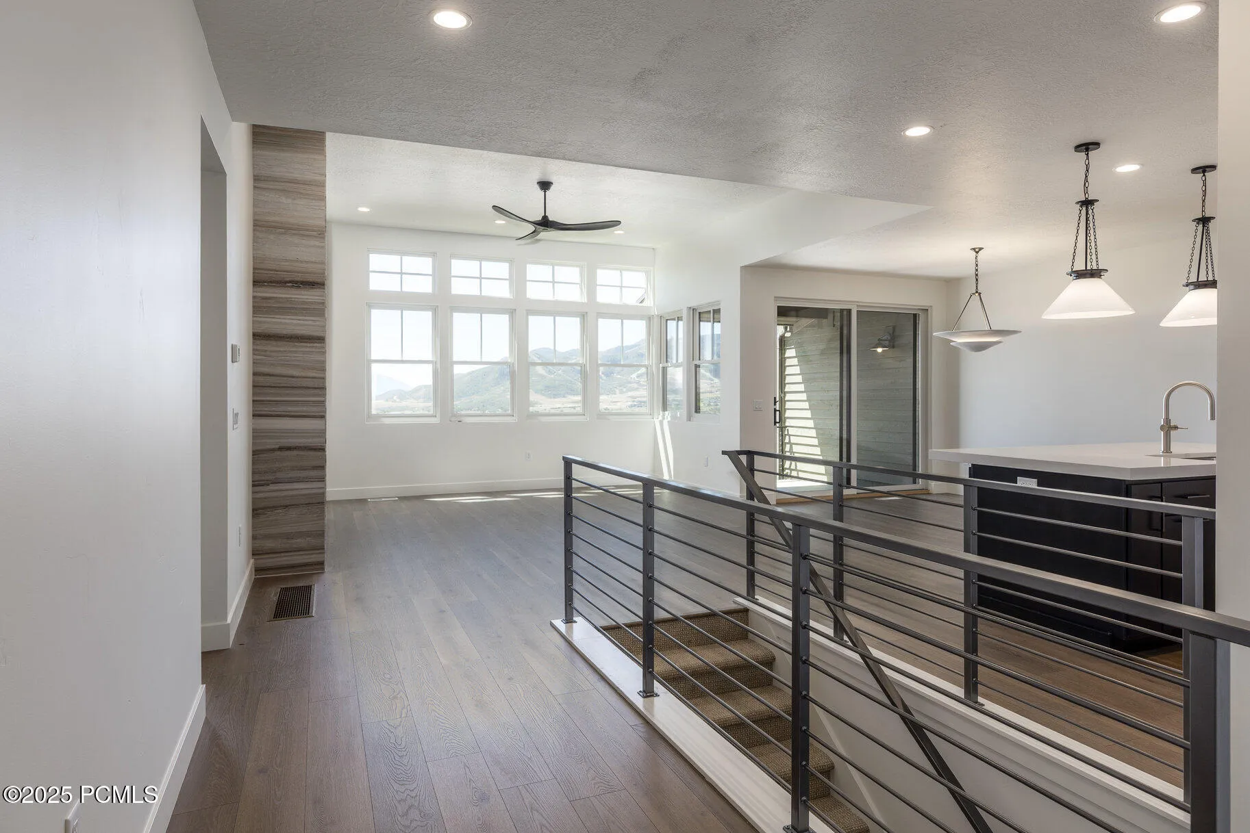 698 Silver Hill Loop, Hideout, UT 84036