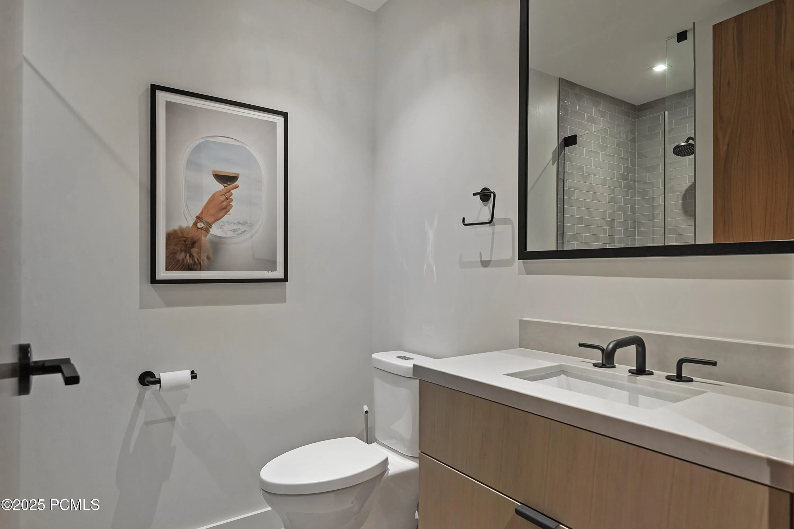powder bath w shower