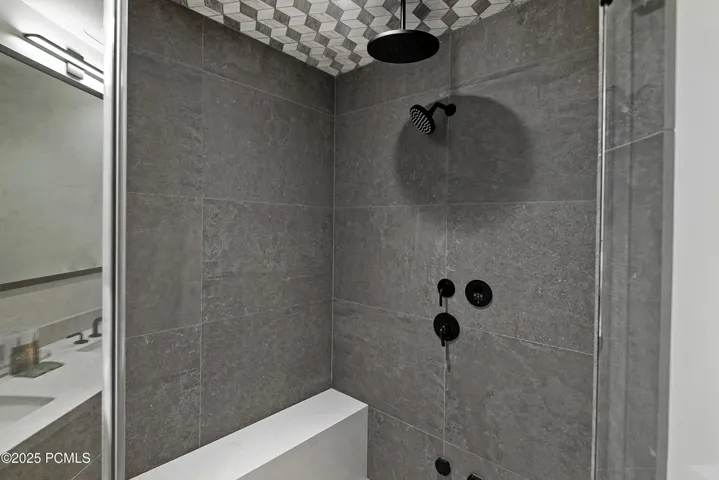 primary shower