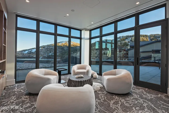 amenity rooftop library